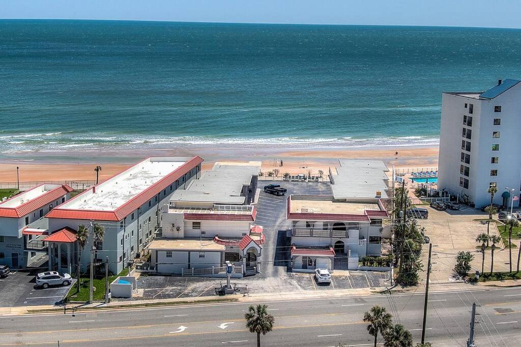 Oceanfront Studio Getaway*106* view 2