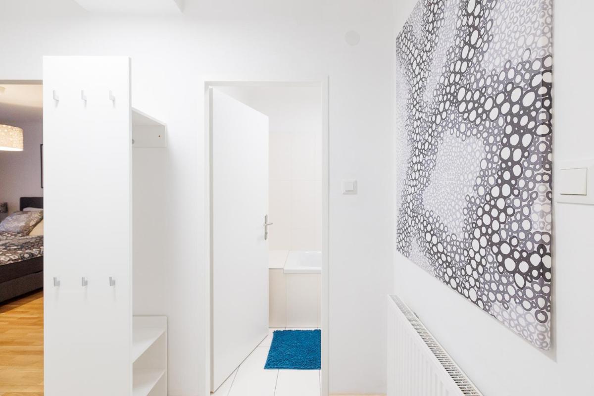 NEW! ShalalaLiving - Lucky strike! Cozy & Homely near Schönbrunn PG20