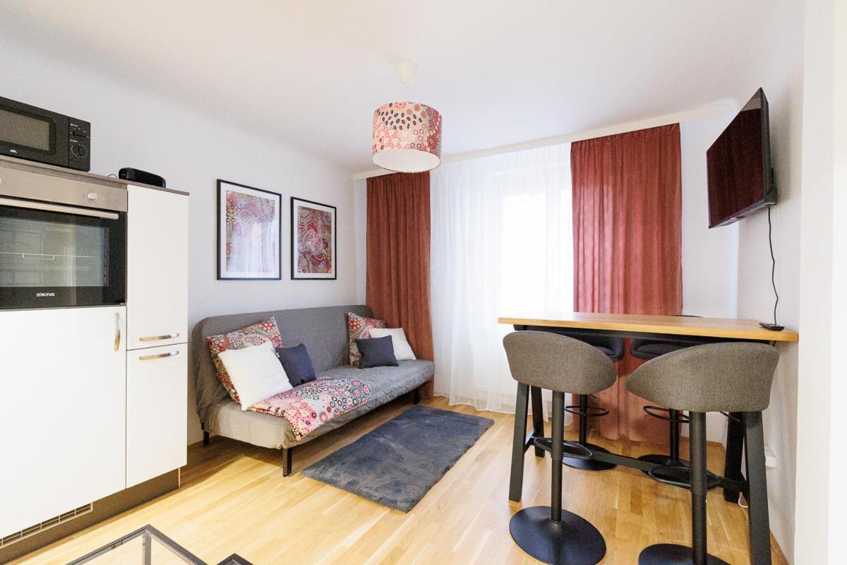 NEW! ShalalaLiving - Lucky strike! Cozy & Homely near Schönbrunn PG20