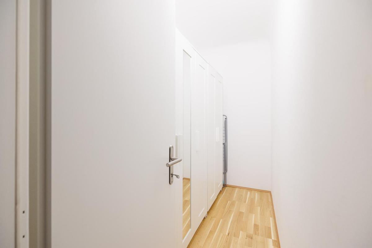 NEW! ShalalaLiving - Lucky strike! Cozy & Homely near Schönbrunn PG20