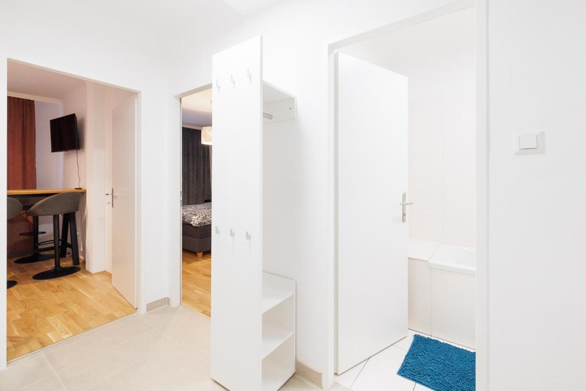 NEW! ShalalaLiving - Lucky strike! Cozy & Homely near Schönbrunn PG20