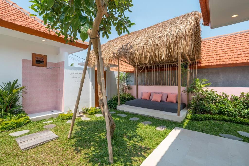 Charming Brand New 2BR Villa: Tranquil Canggu view 5