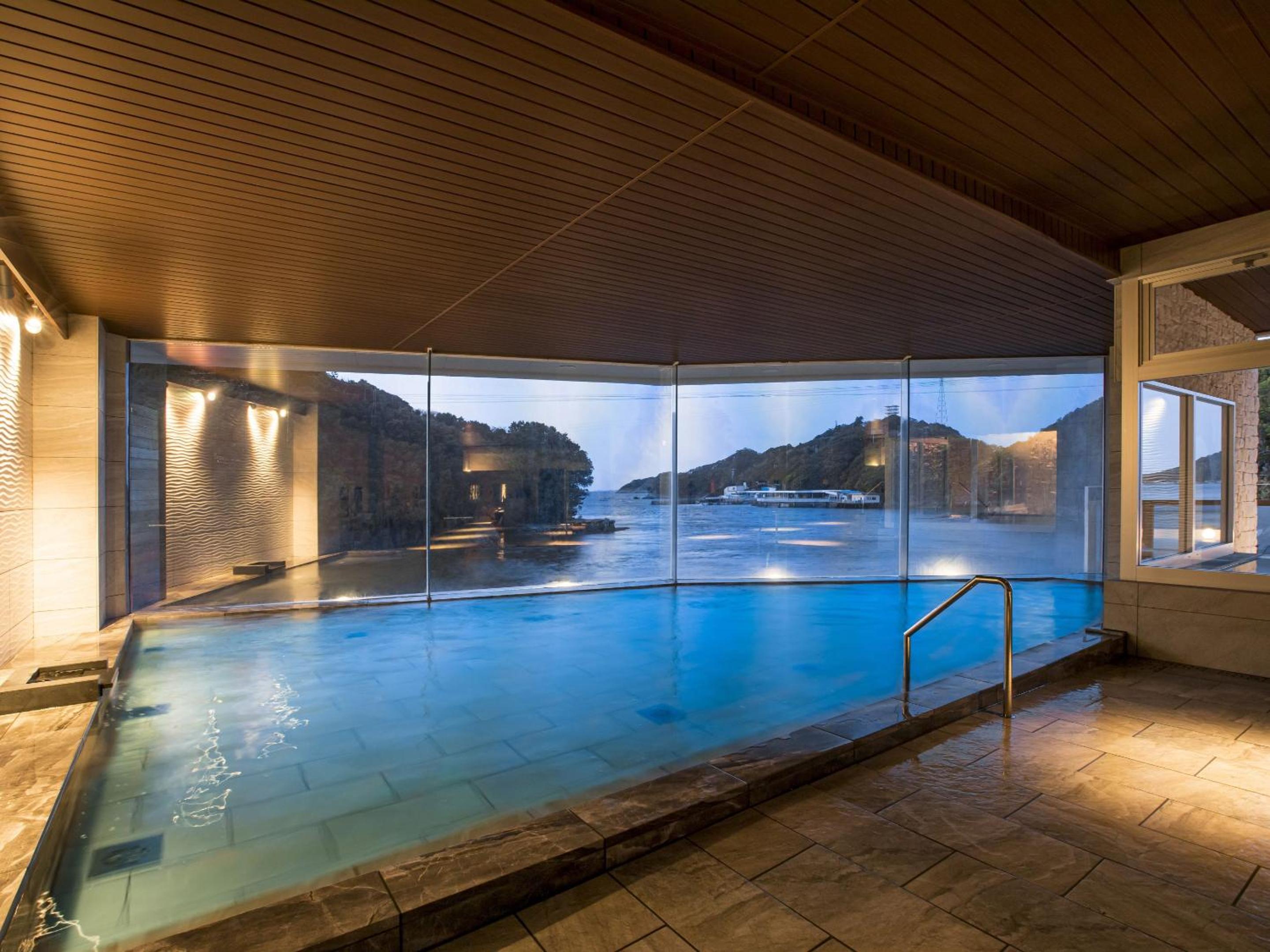 Ooedo Onsen Monogatari Premium Toba Saichoraku