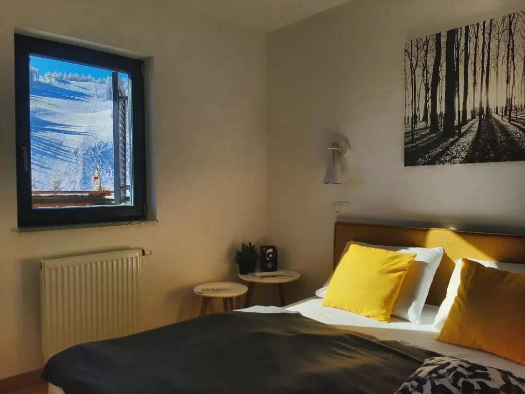 Golte SkiCenter App MOUNTAIN VIEW WITH BALCONY