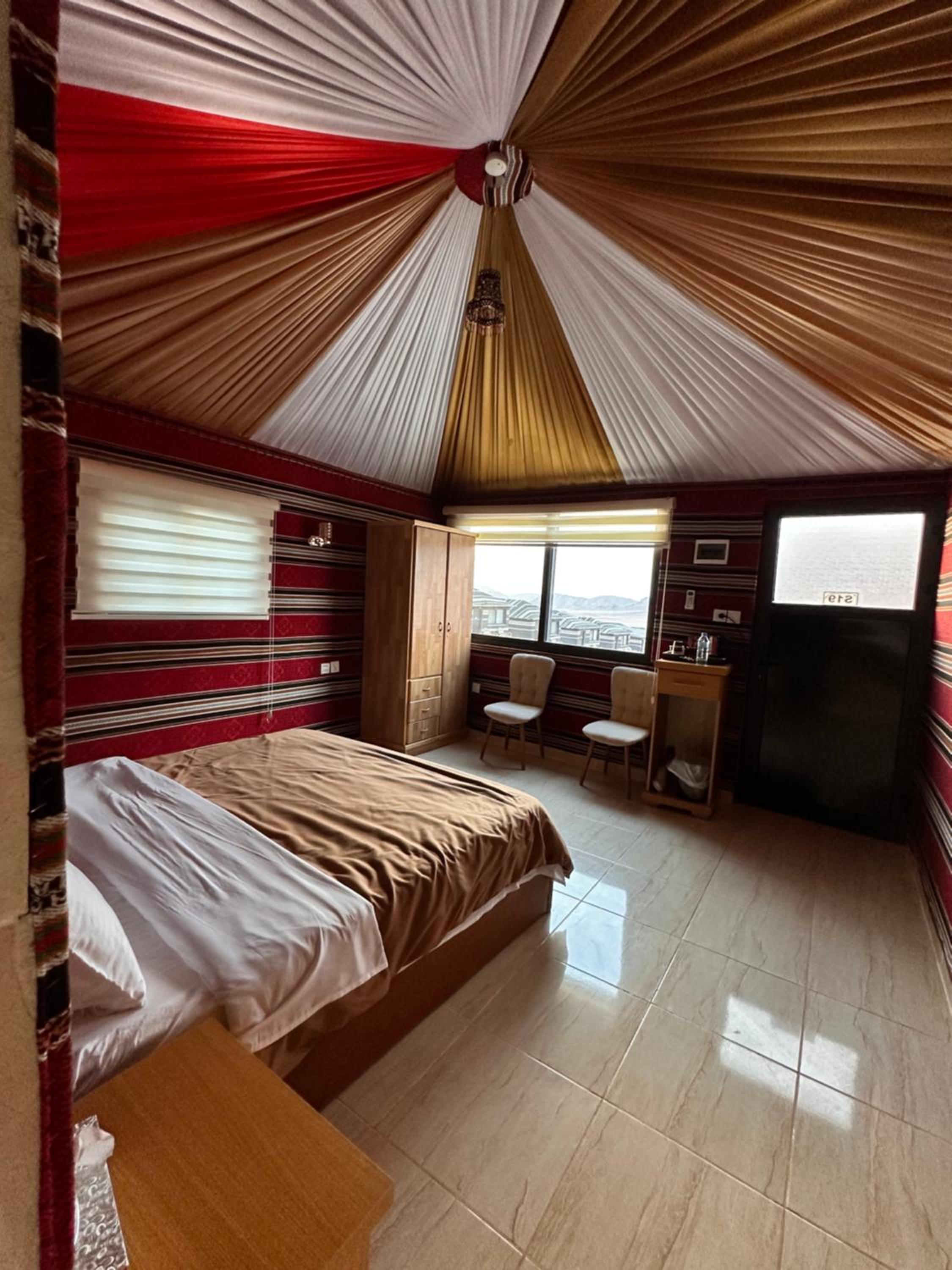 Wadi Rum - Deluxe Tent view 3
