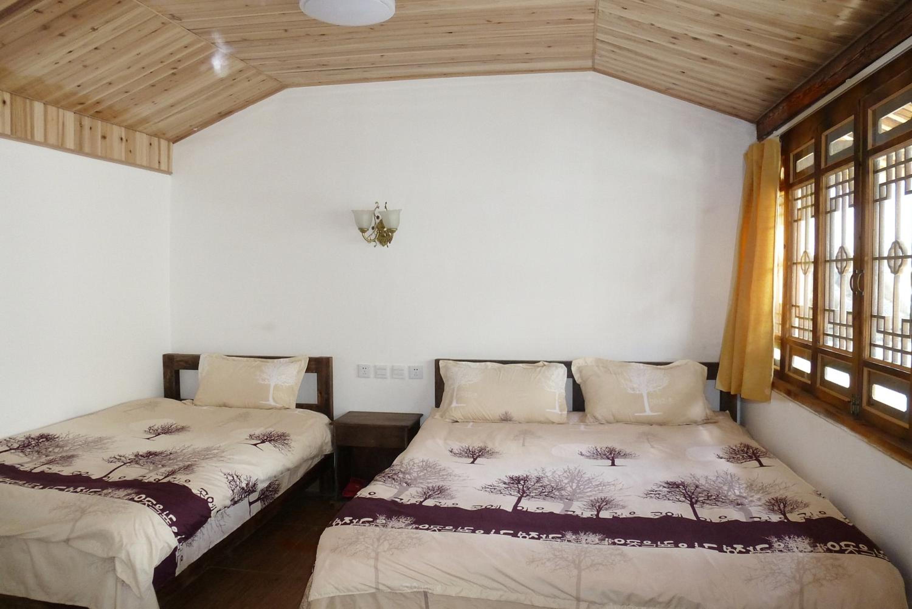 Tourist Courtyard Hotel