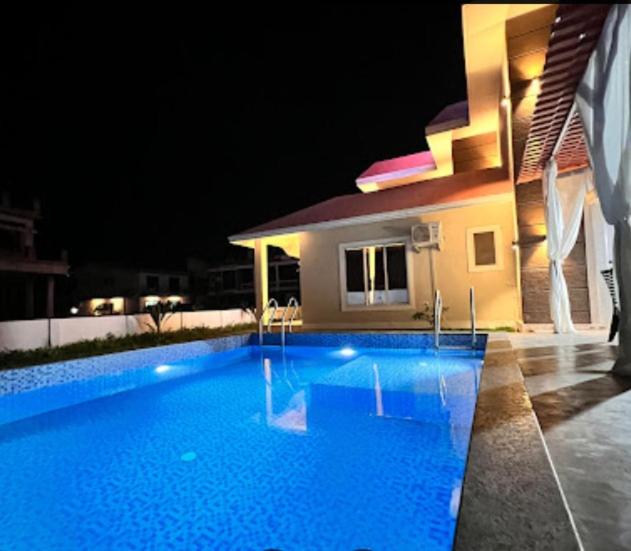 AD 7bHK VILLA ALIBAUG view 4