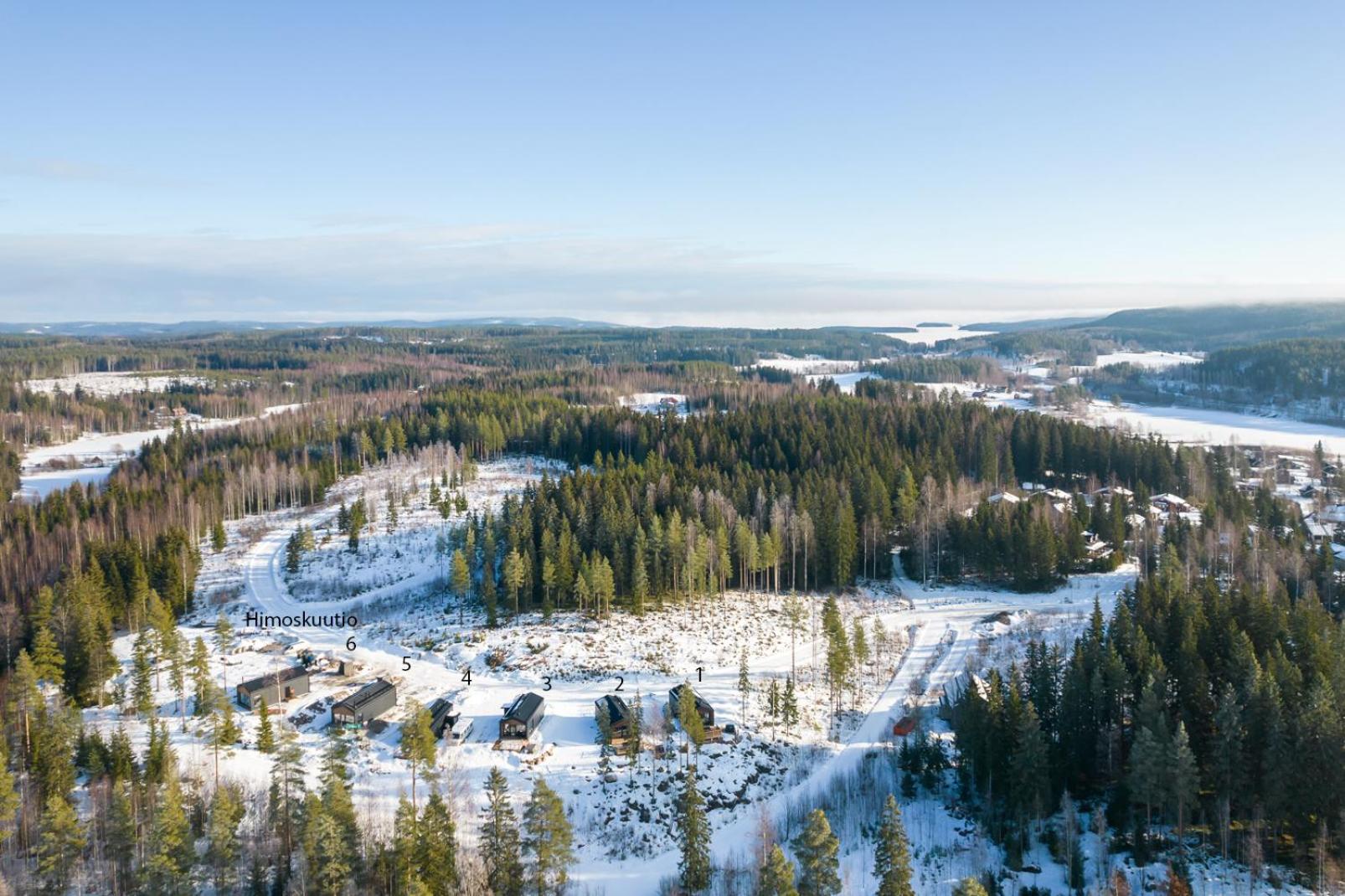Himoskuutio 7, erillistalo, ulkoporeallas