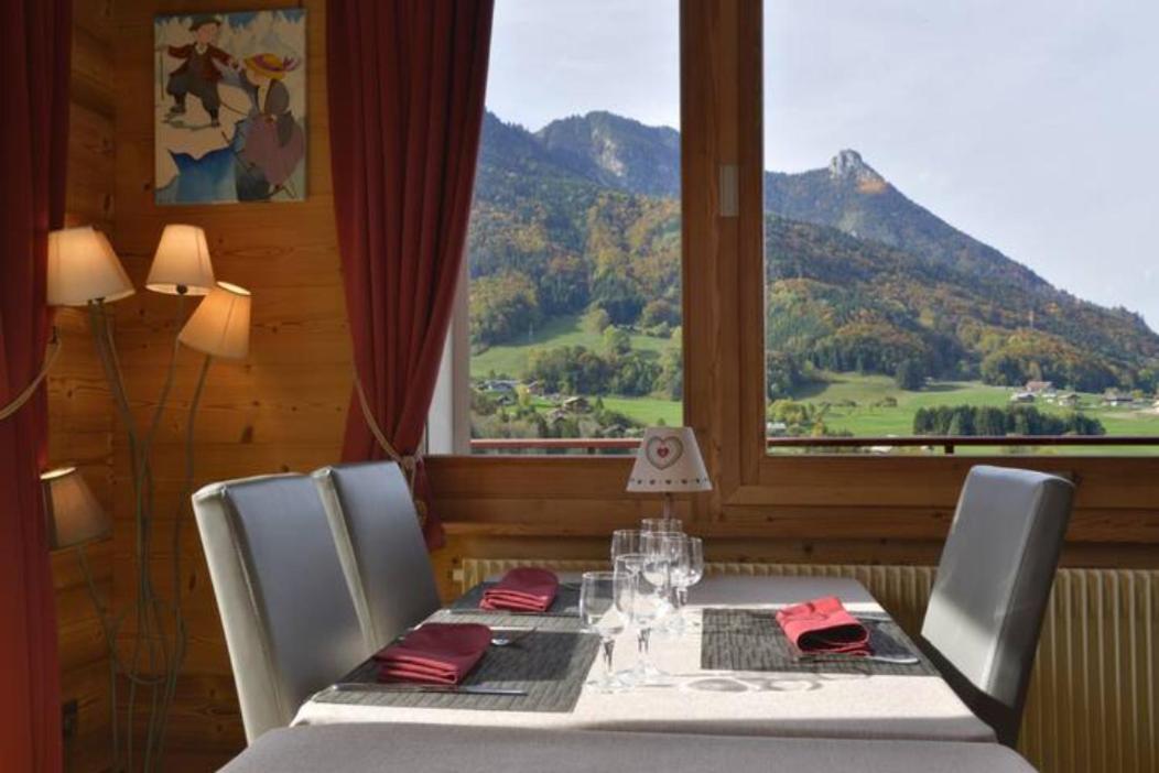 restaurant