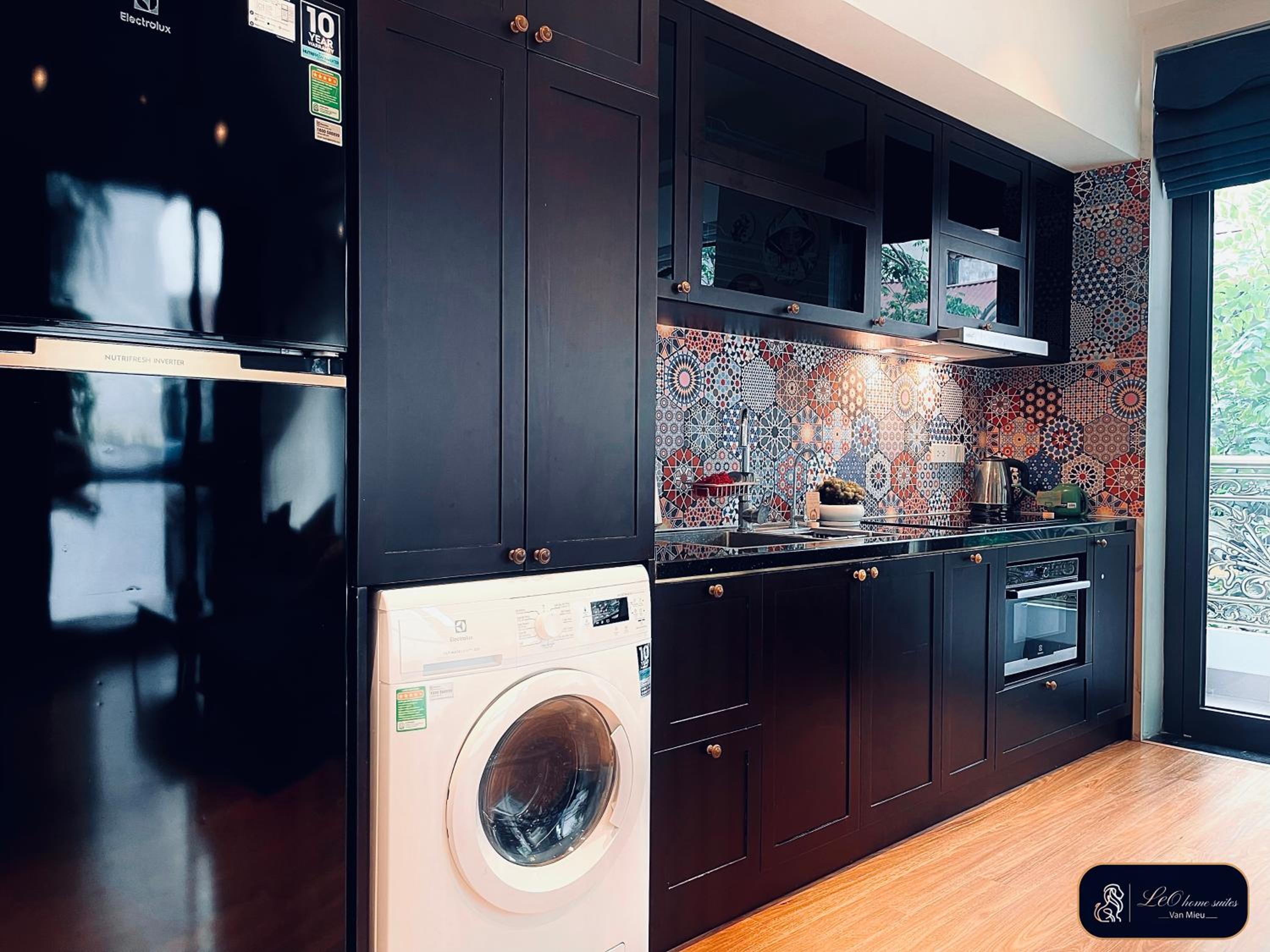 High-ser Apartment -2BR - NiceView - Parking - Spacious - In center