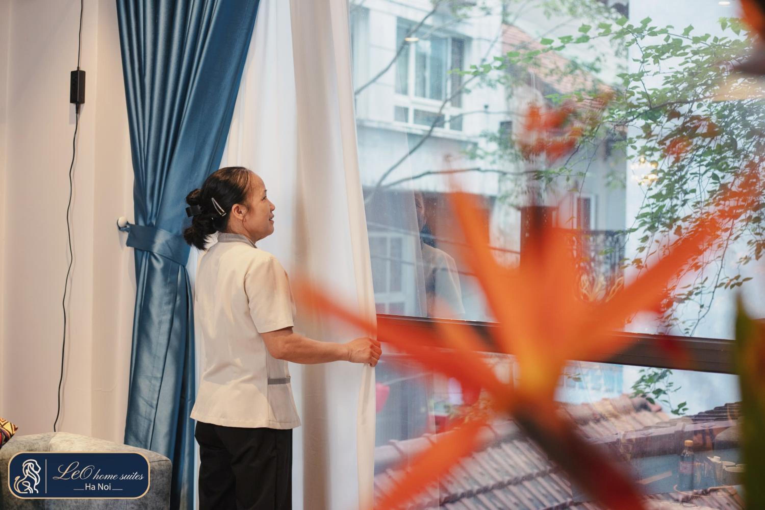 High-ser Apartment -2BR - NiceView - Parking - Spacious - In center