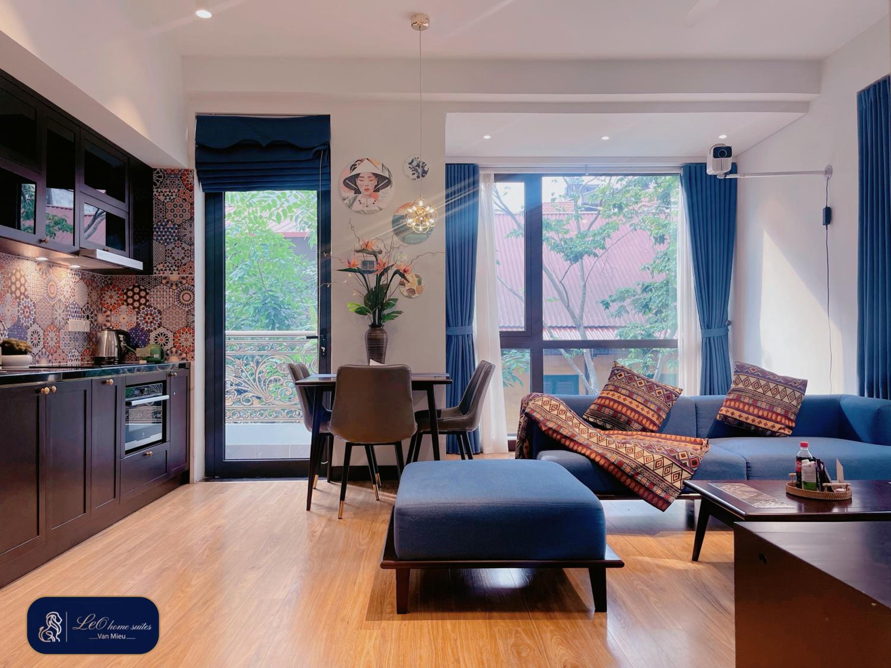 High-ser Apartment -2BR - NiceView - Parking - Spacious - In center