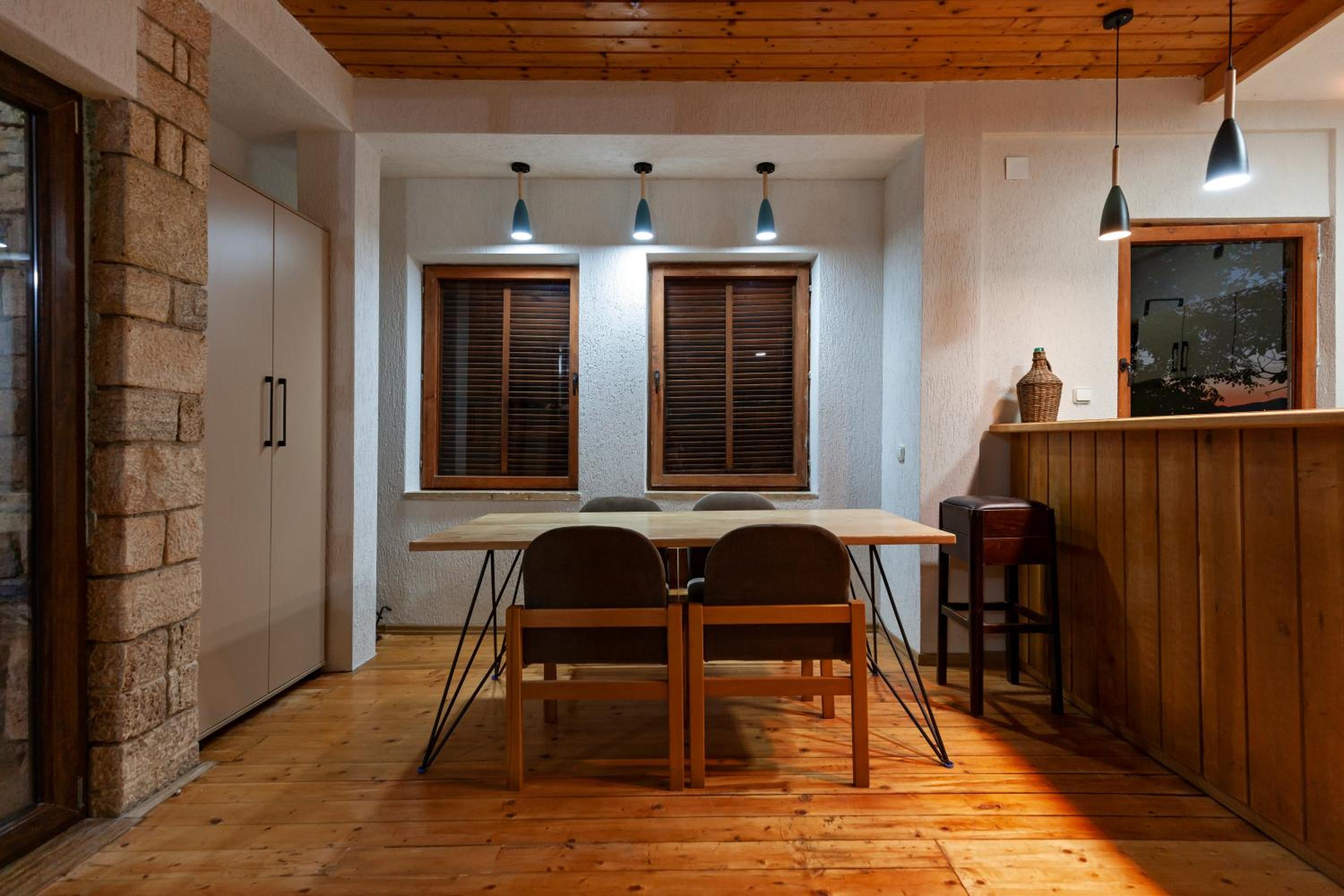 Bitrak House Megdani