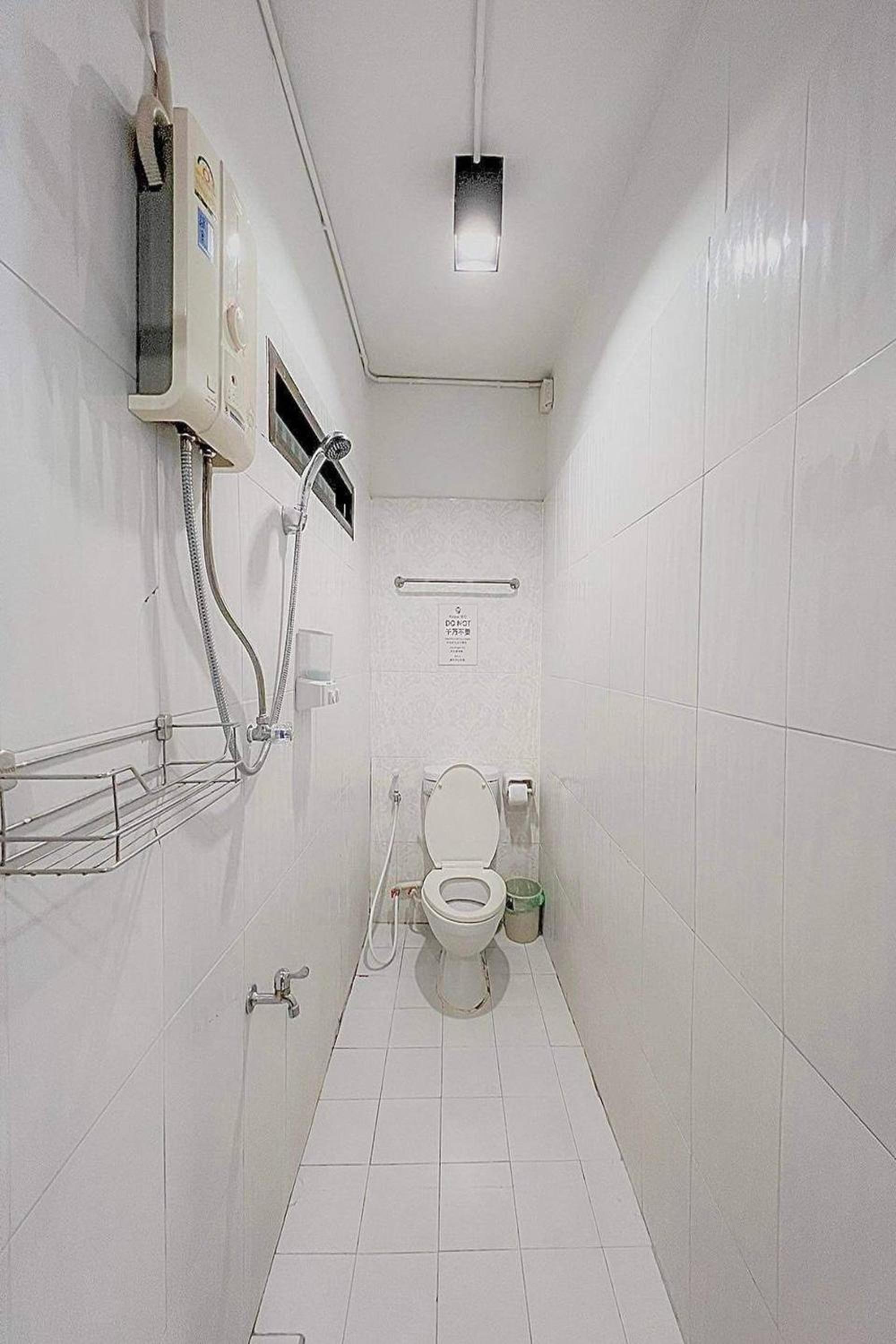 Koenji Guest House & Bar Chiang Mai