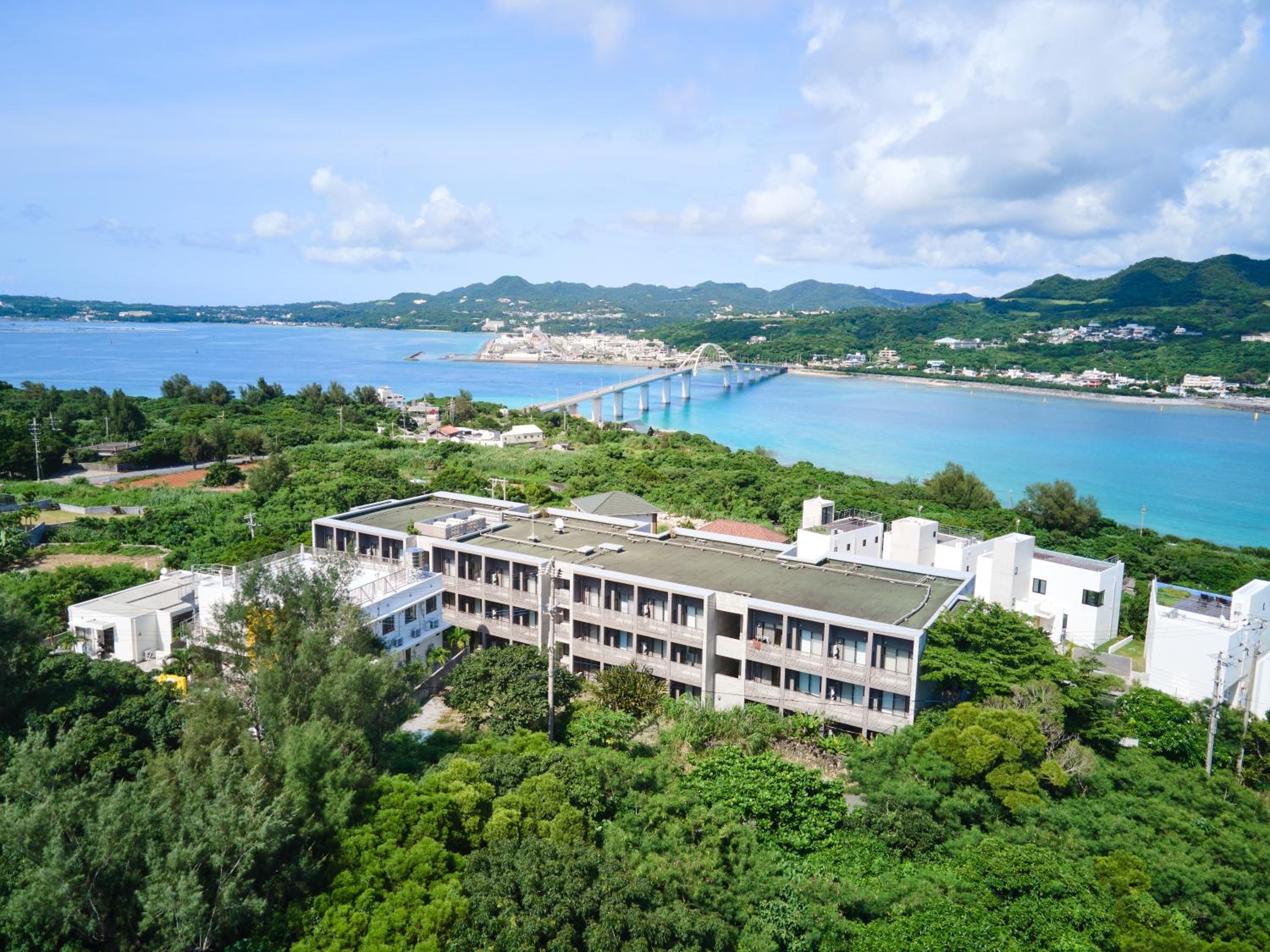 HOTEL E-horizon Resort コンドミニアム瀬底