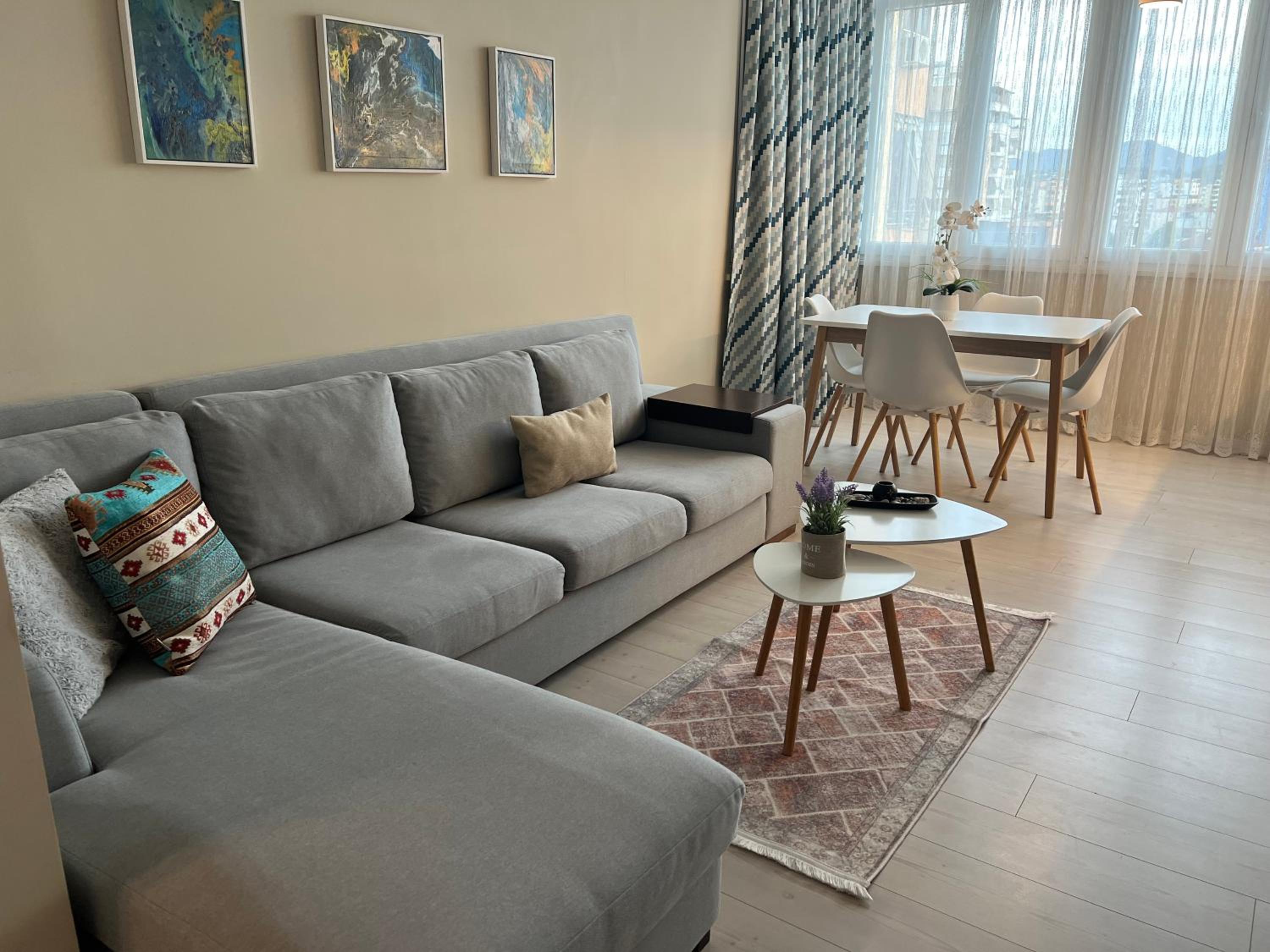 Grand New Bazaar Apartment