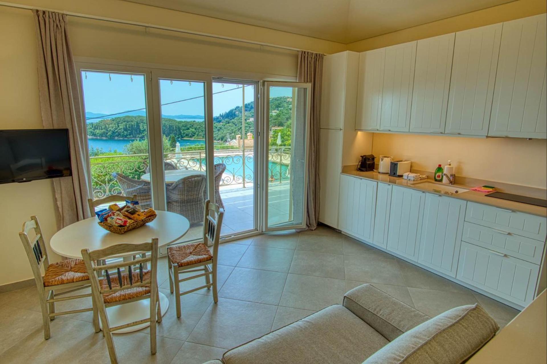 Paleopetres K-One - Premium Double Suite - Kalami - view 4