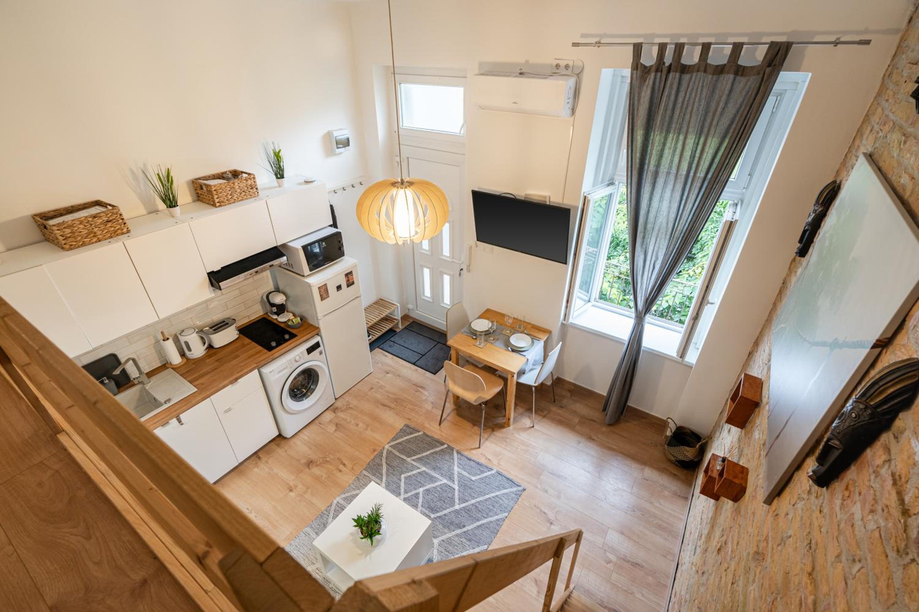 Wanderlust Hideaway Apartment