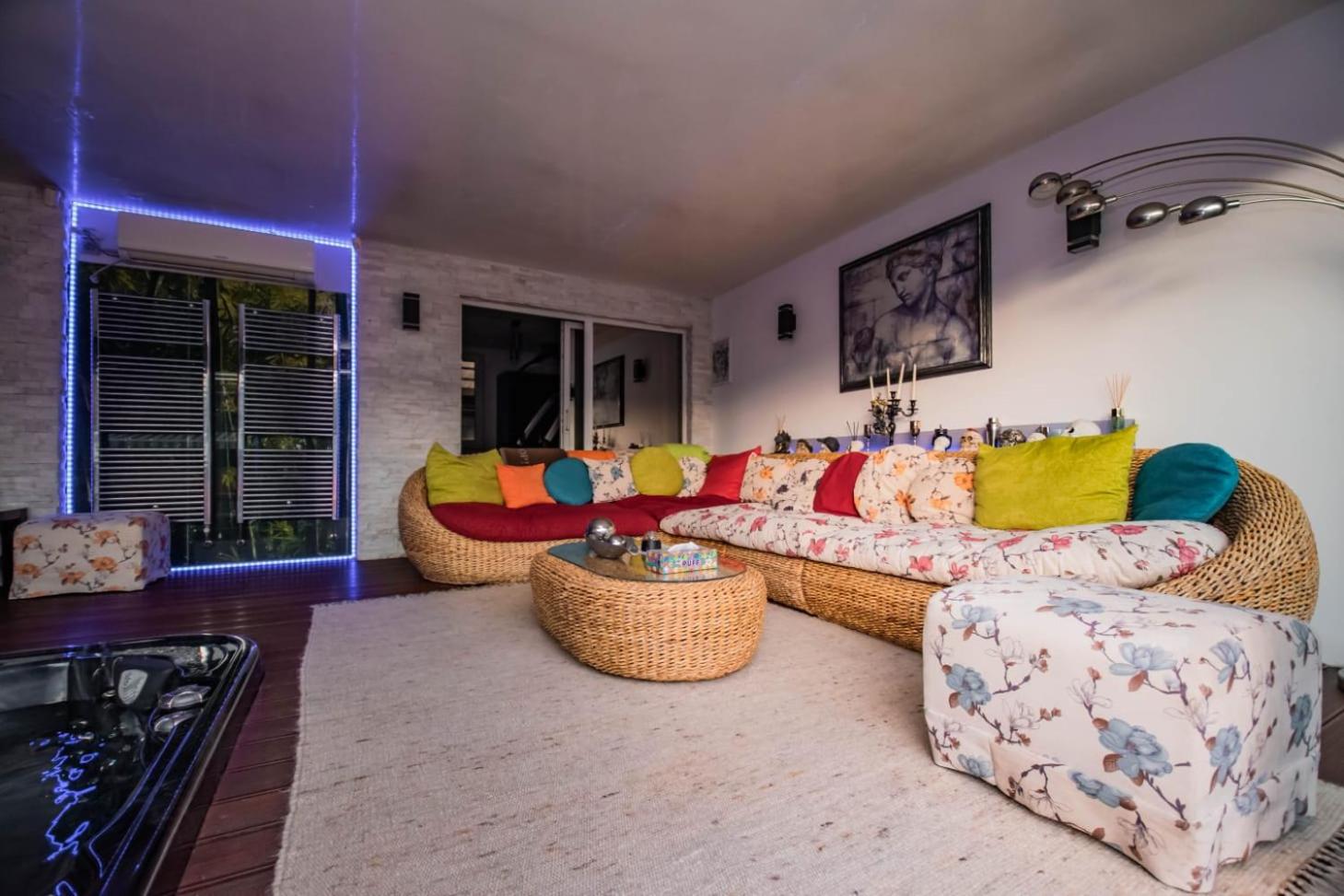 Villa RICH