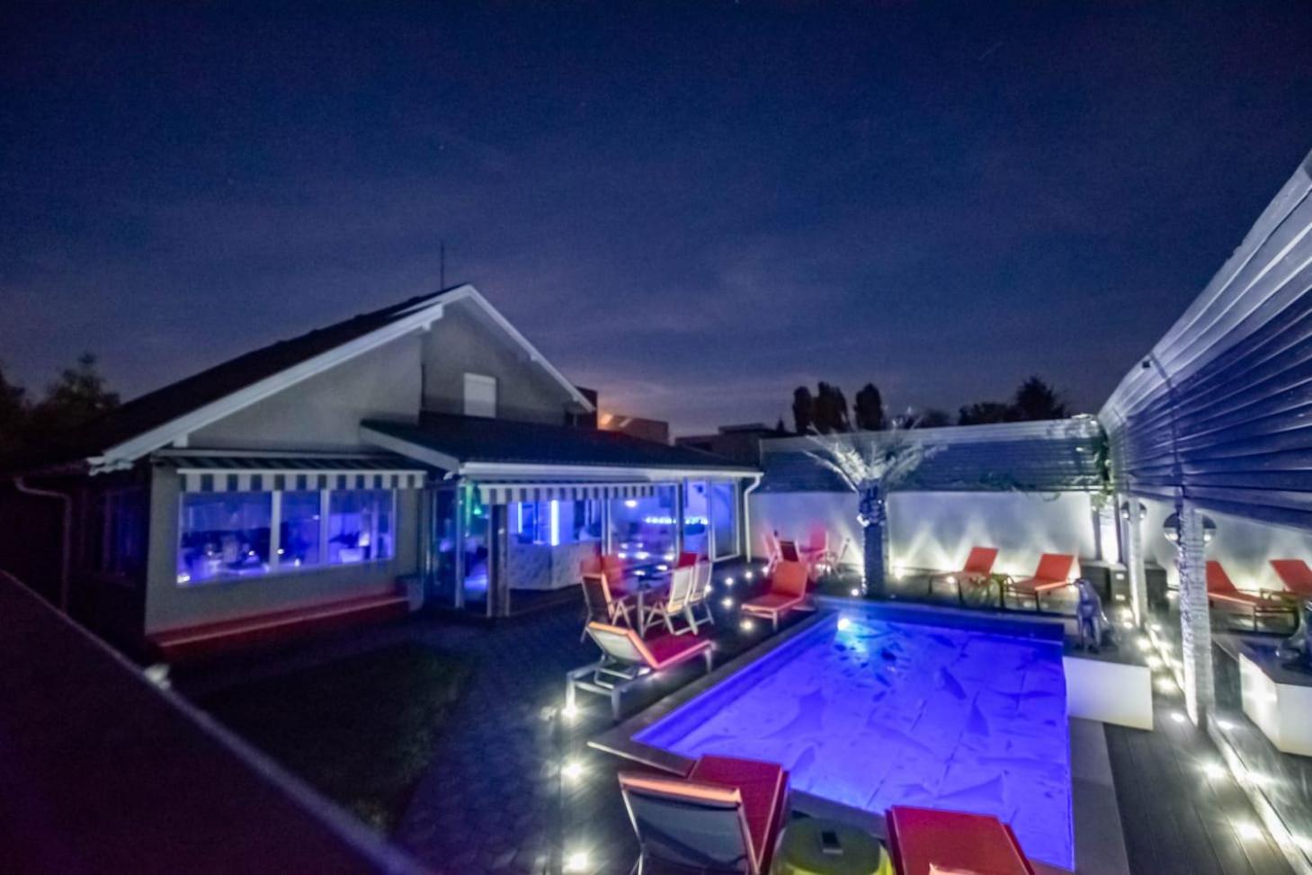 Villa RICH