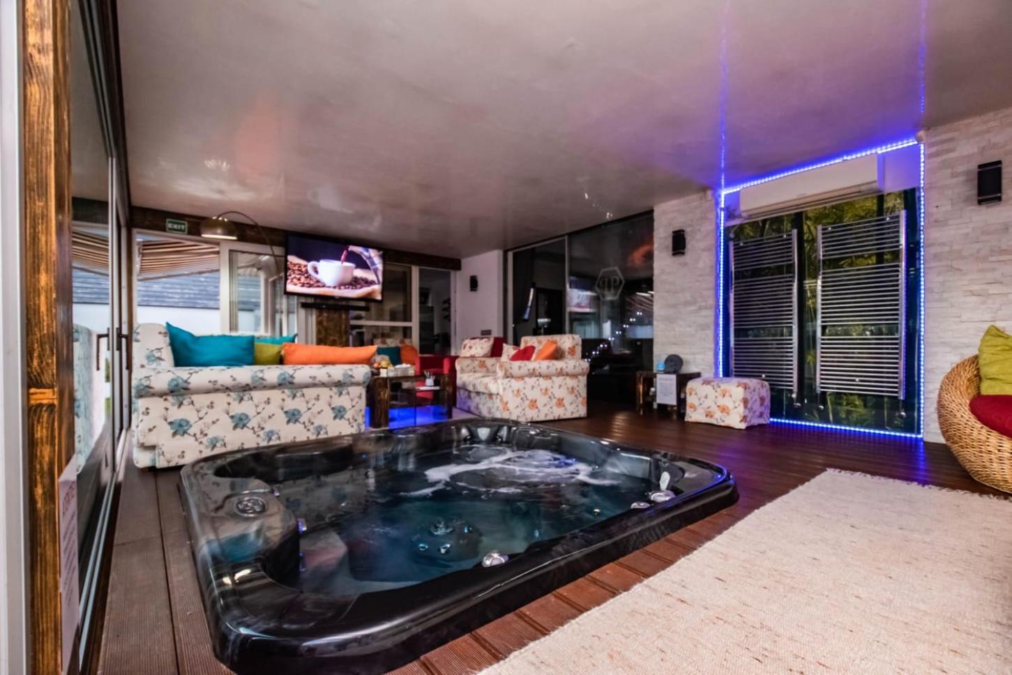 Villa RICH