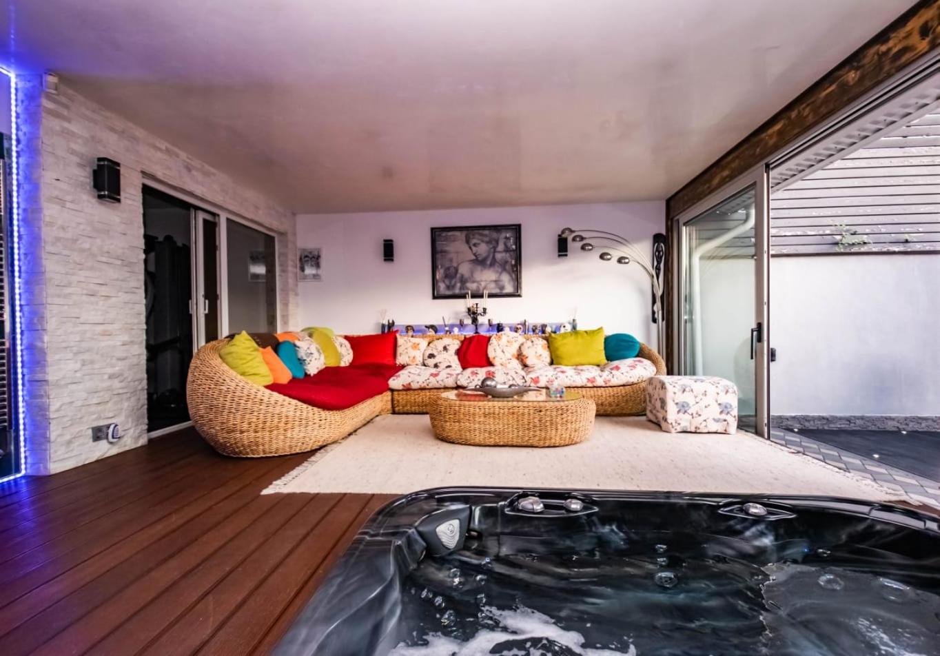Villa RICH