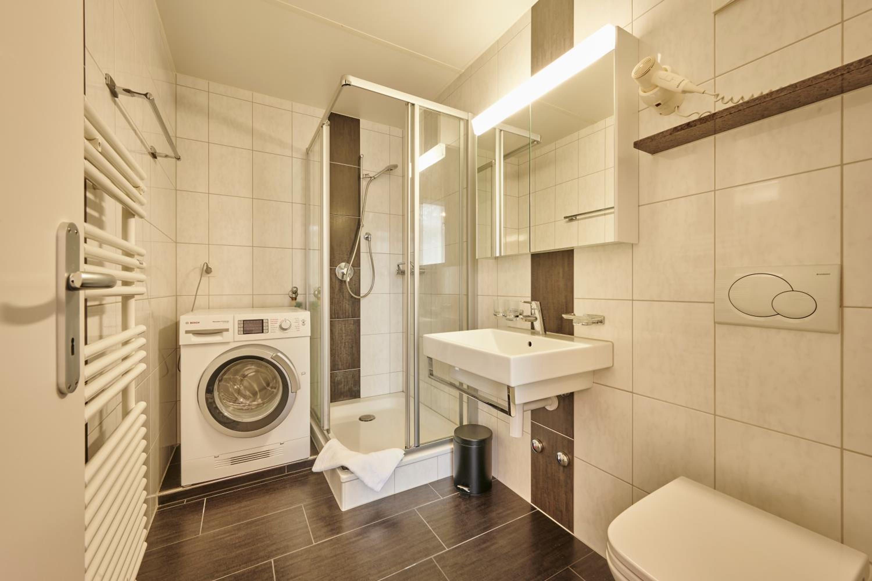 Bern 2, Perfect Location, comfortable & modern