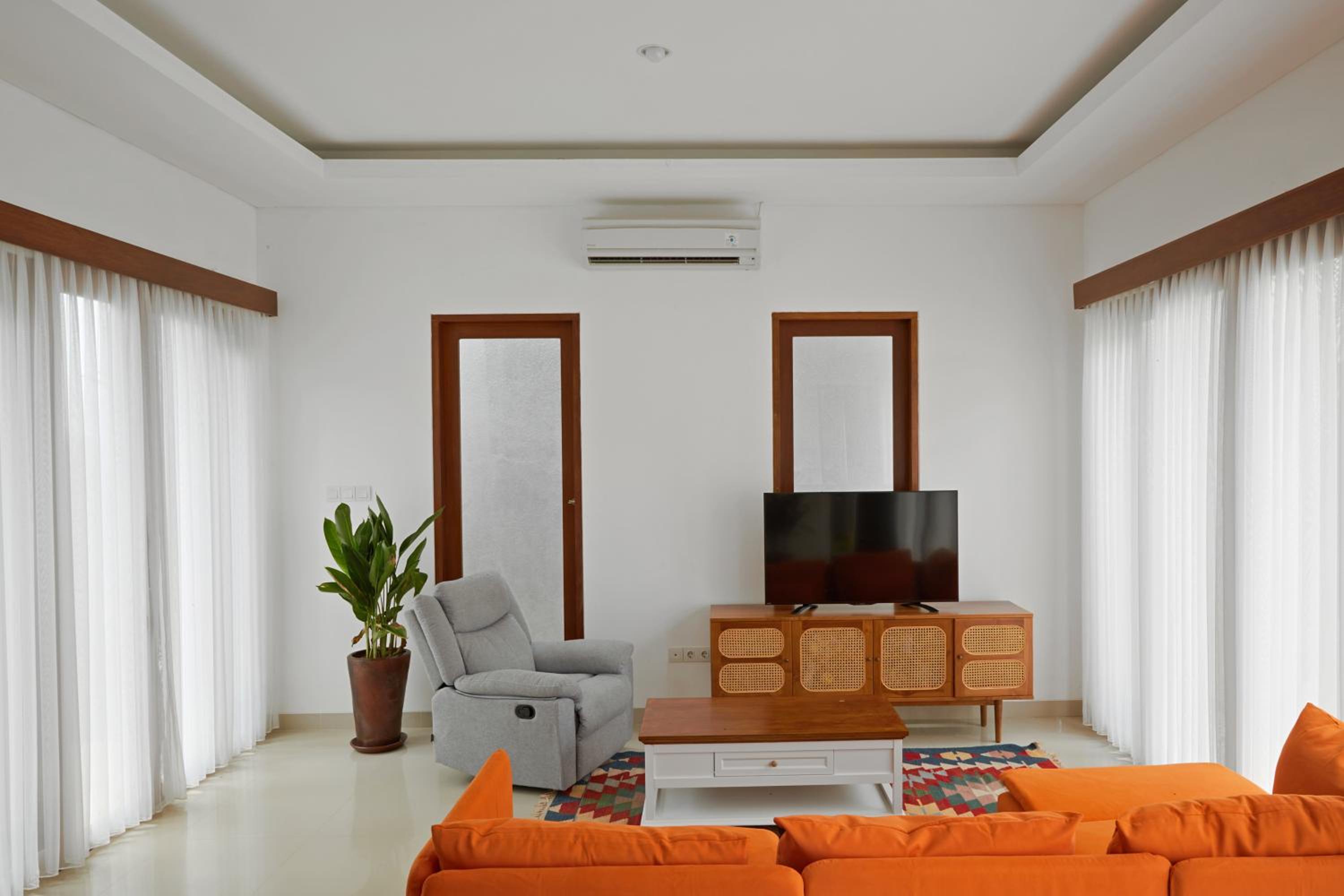 DuDu Villa / Modern Decorated 3-room view 4