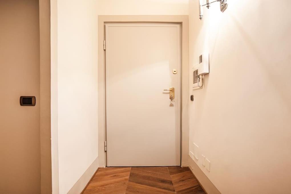 Signoria Deluxe Studio-2 people in Signoria Square