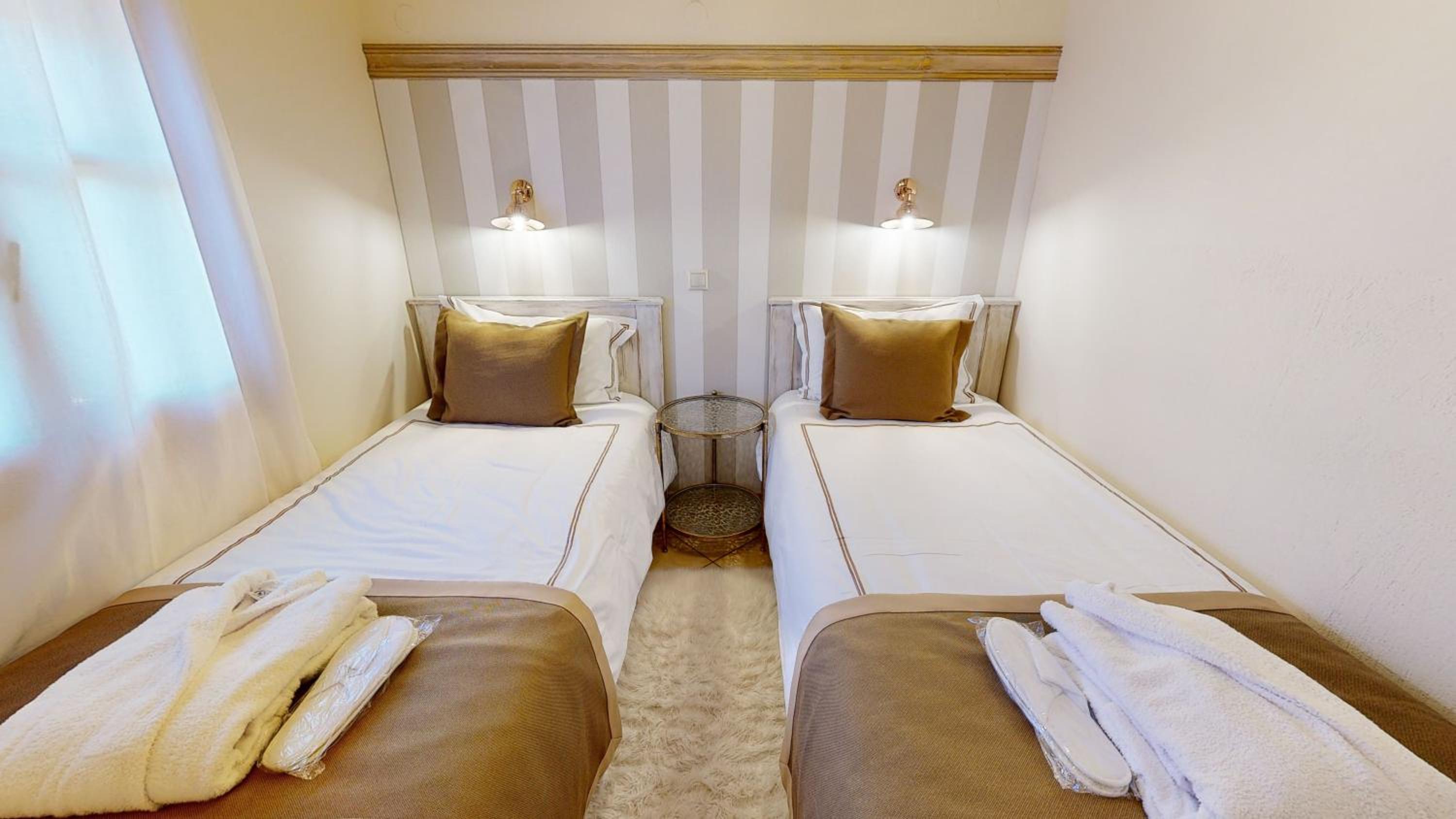 Parnassos Chalets
