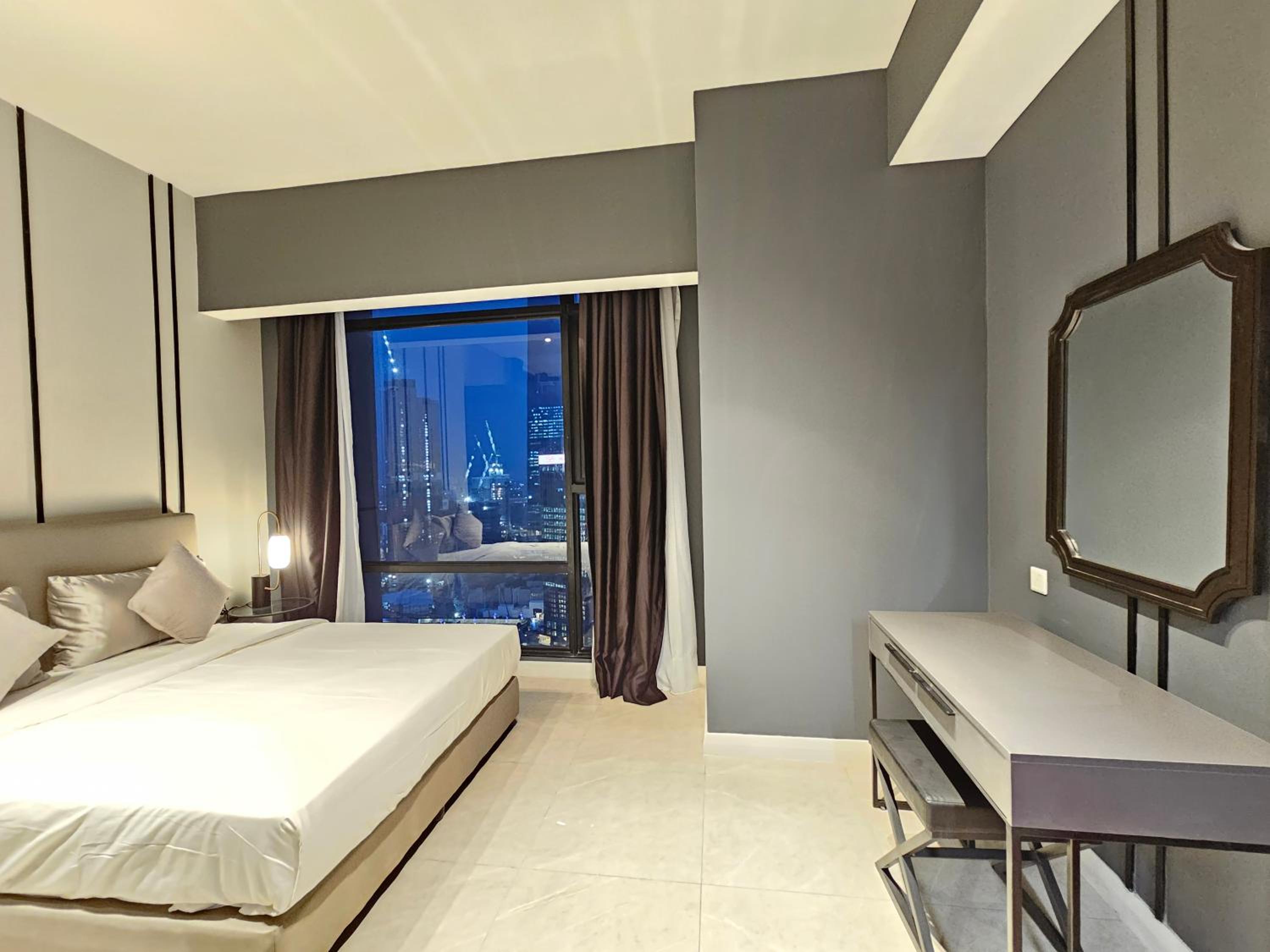 1 min to Pavilion Bukit Bintang Luna Suites