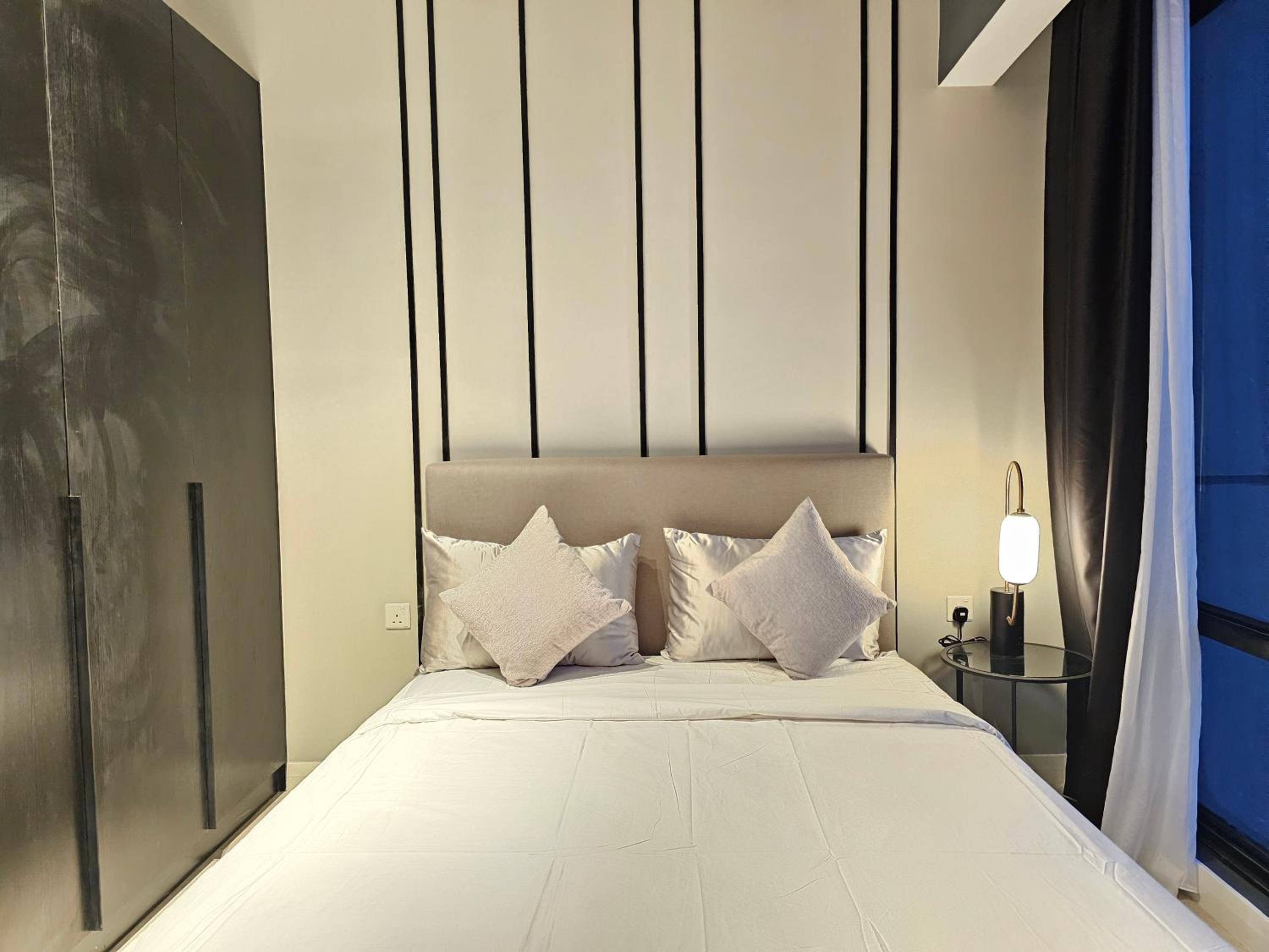 1 min to Pavilion Bukit Bintang Luna Suites