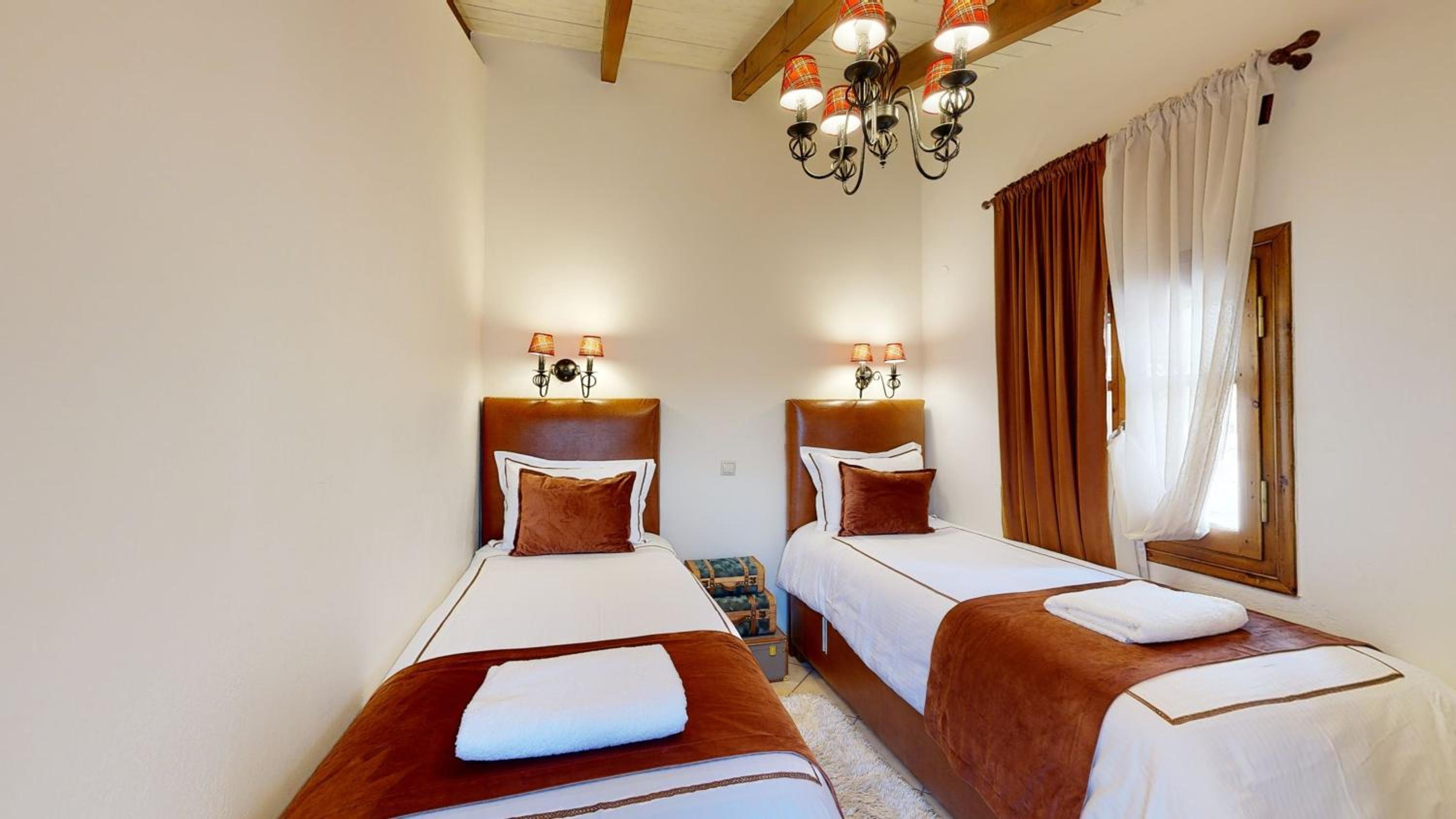 Parnassos Chalets