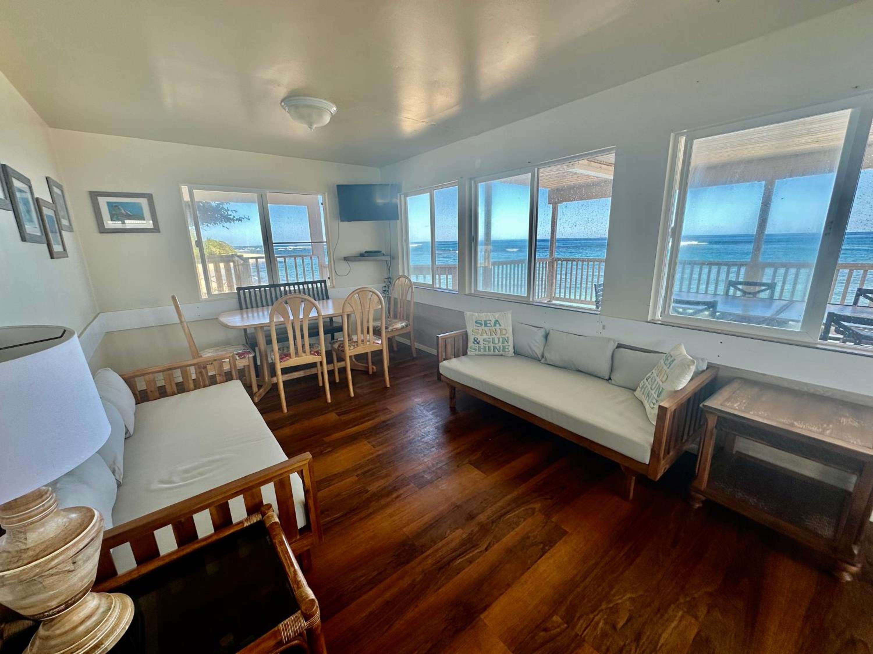 Mokulē'ia Beach Houses at Owen's Retreat view 5