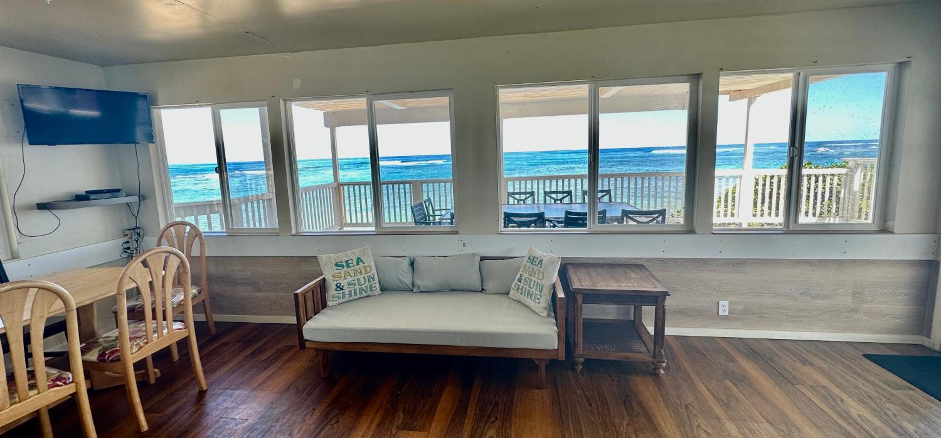 Mokulē'ia Beach Houses at Owen's Retreat view 4