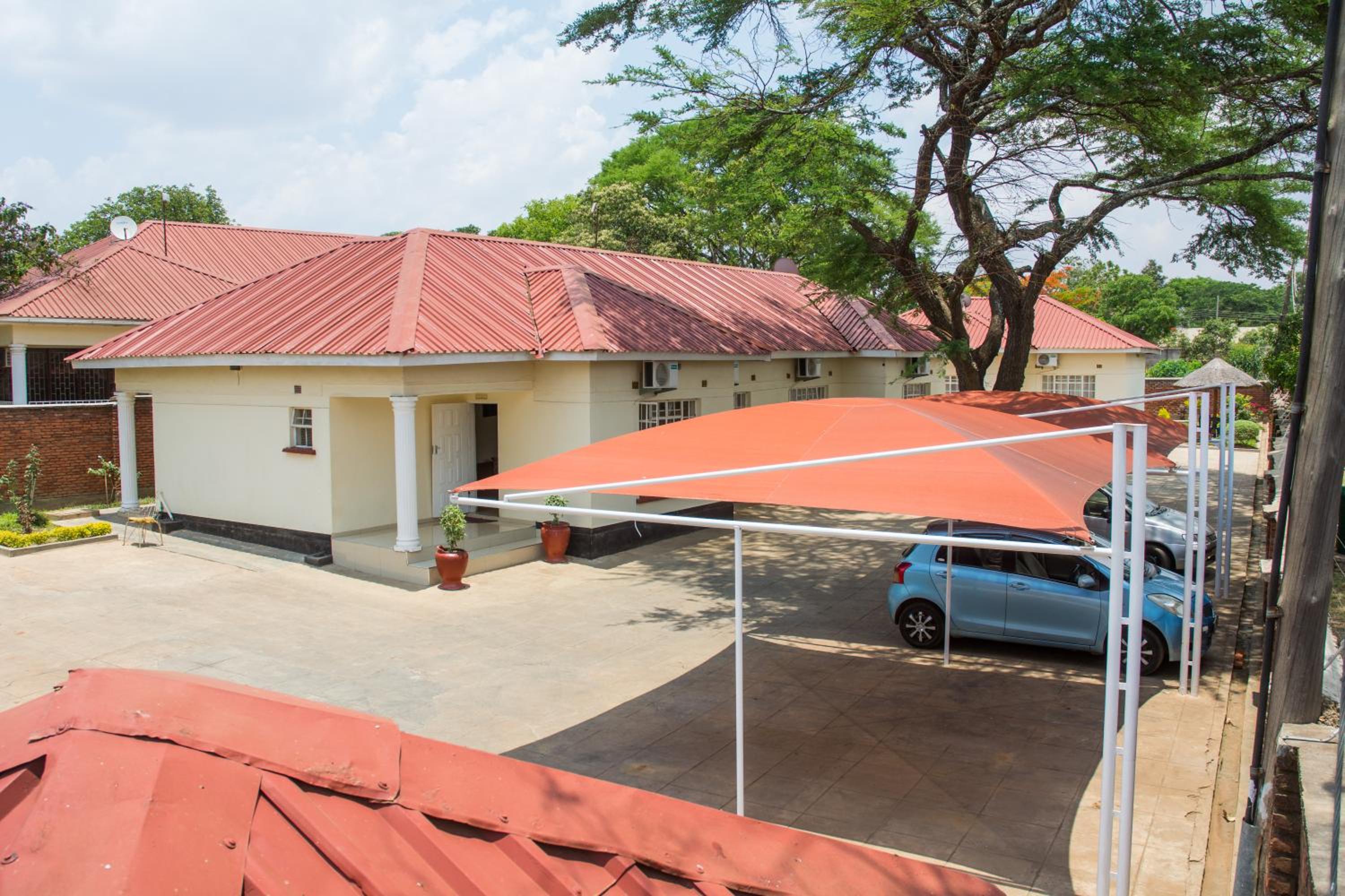 SCM Lodges & Apartments