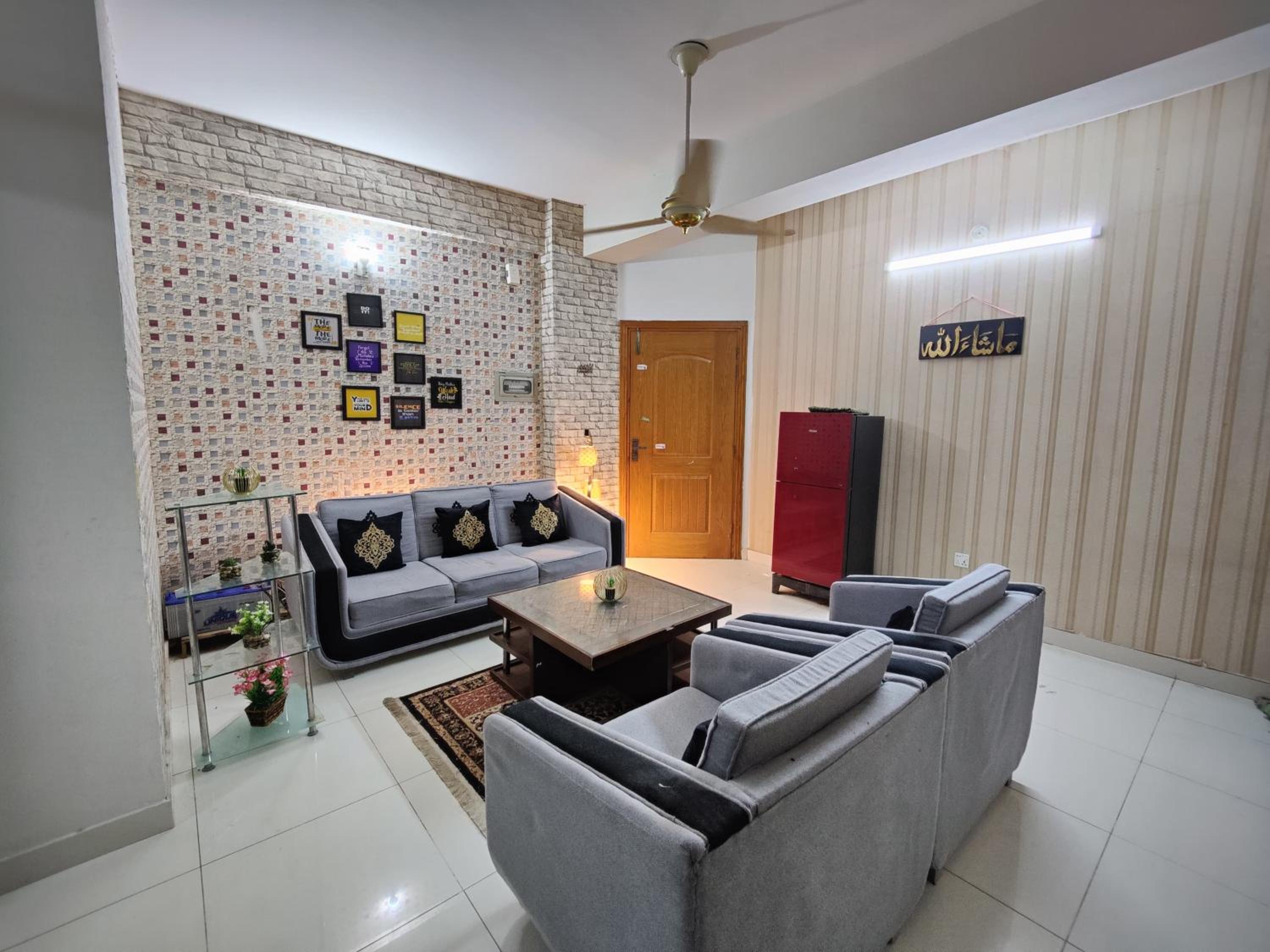 1 Bedroom Studio Apartment With Separate Kitchen Islamabad-HS Apartments view 3