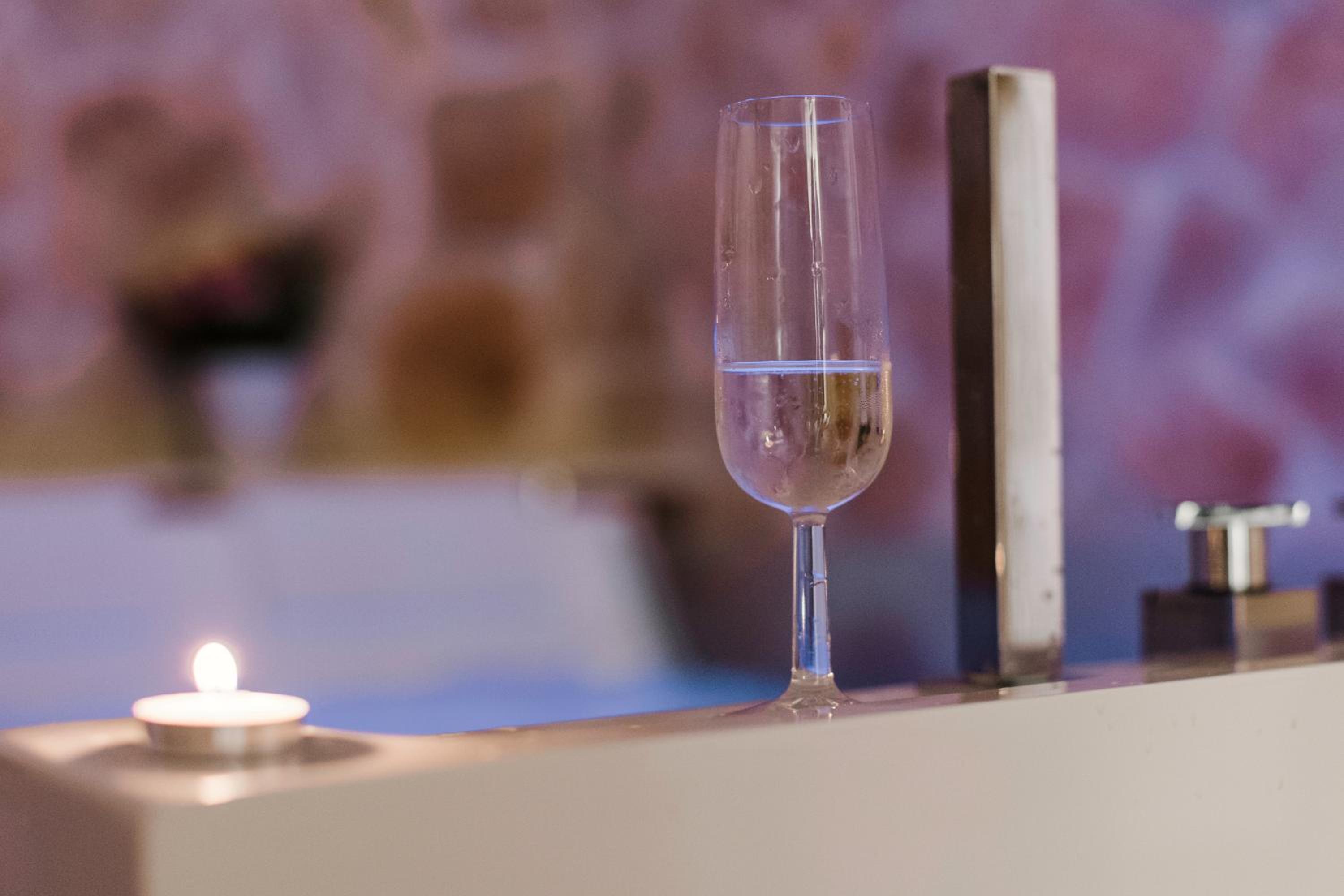 Suite Des Amours - Luxury Suite & SPA photo 2