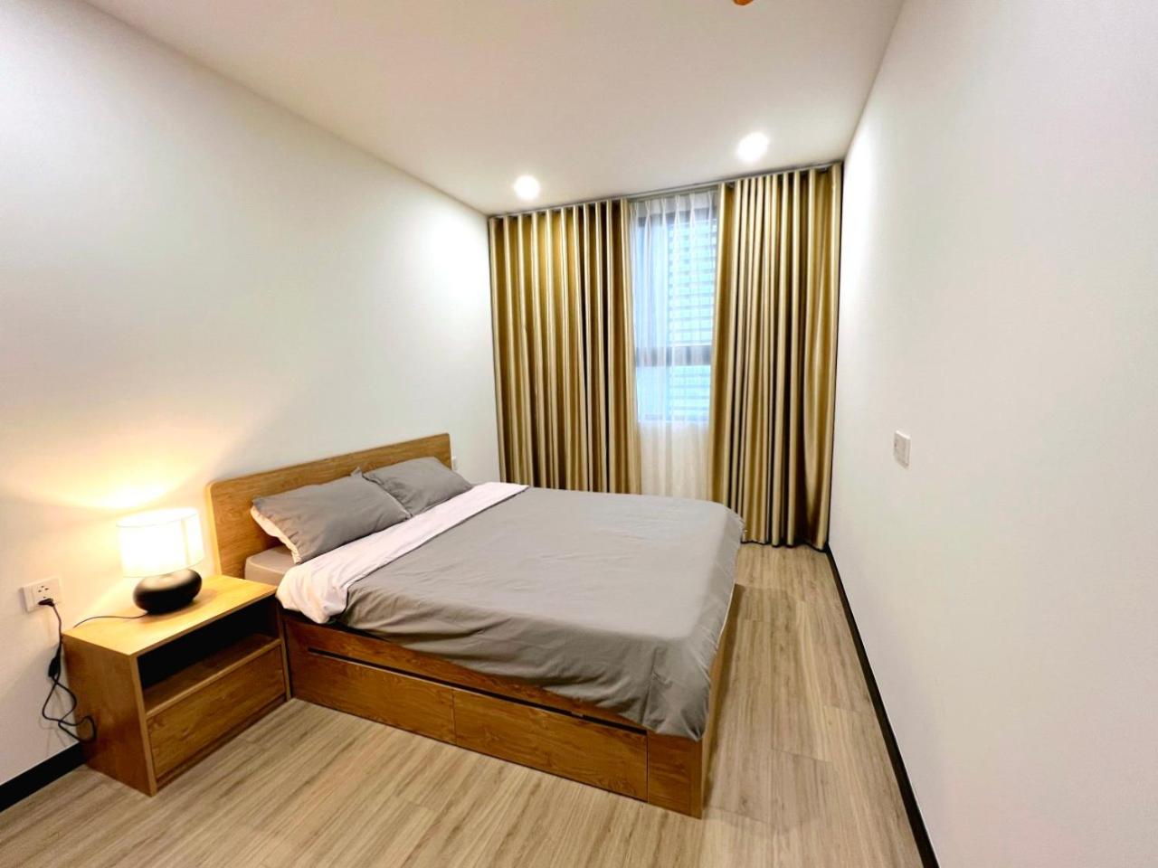 C Sky View: 2 BR Apartment Free GYM & POOL view 5