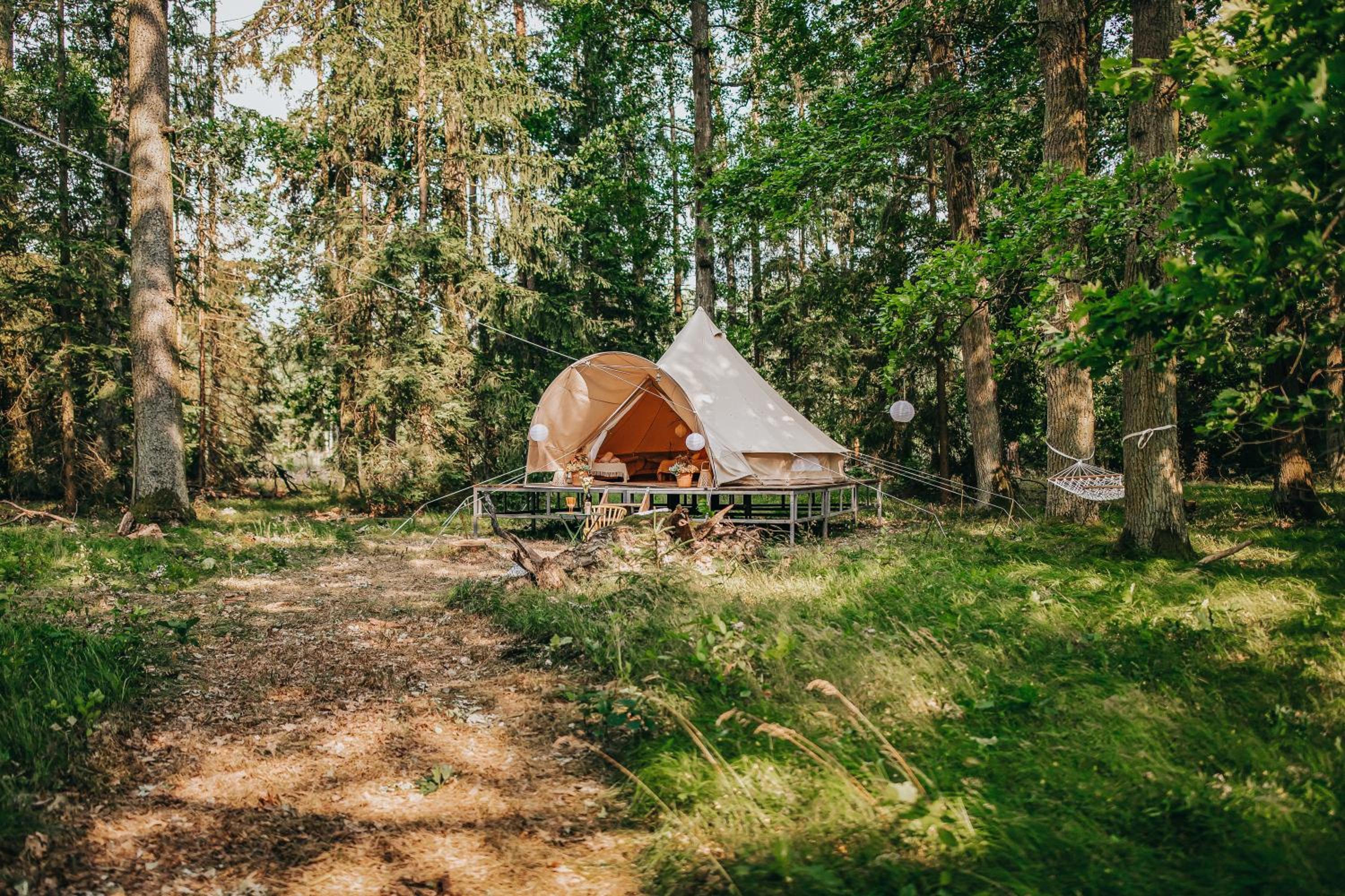 Glamping Černická obora