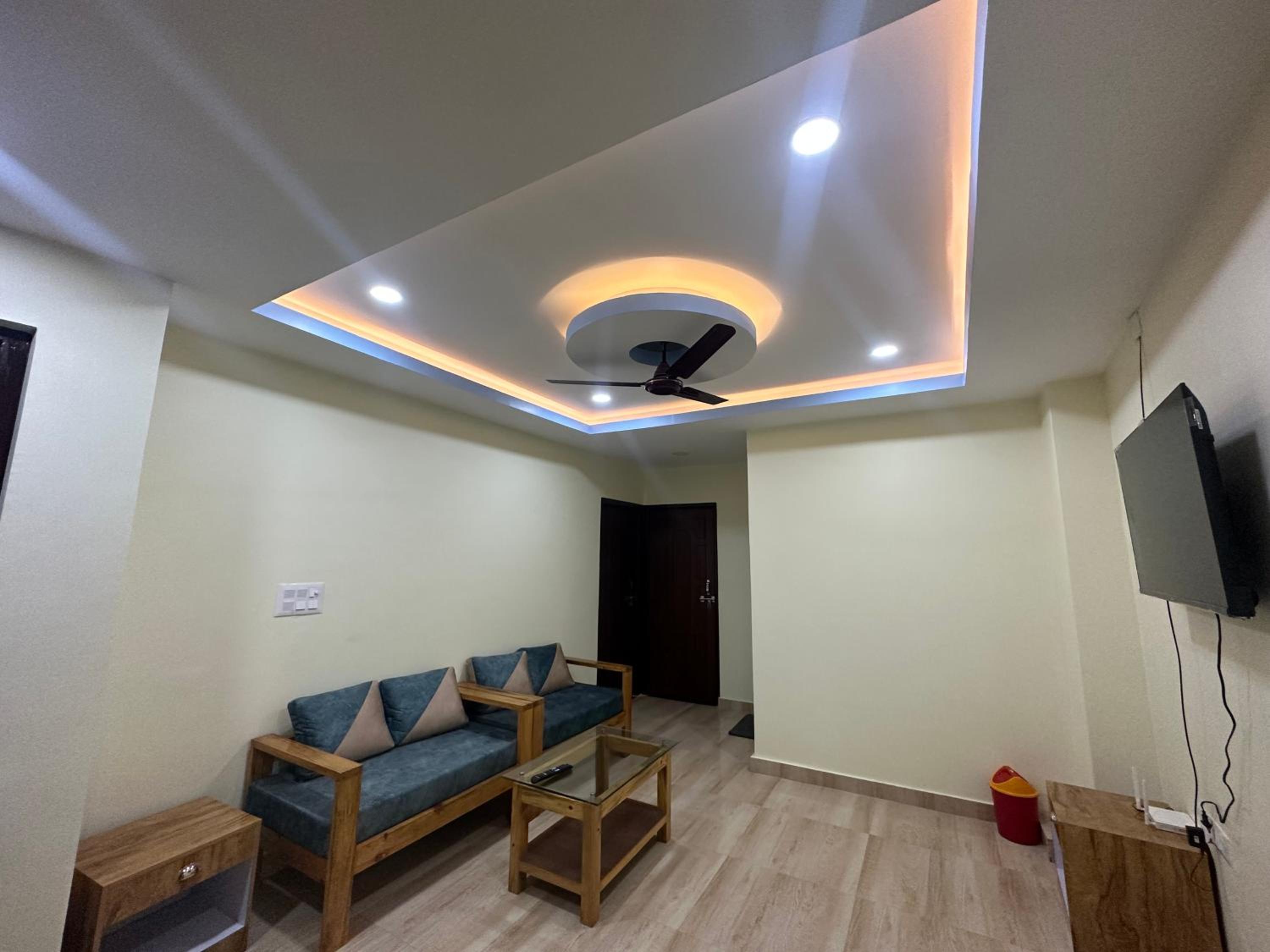 Crystal Apartment