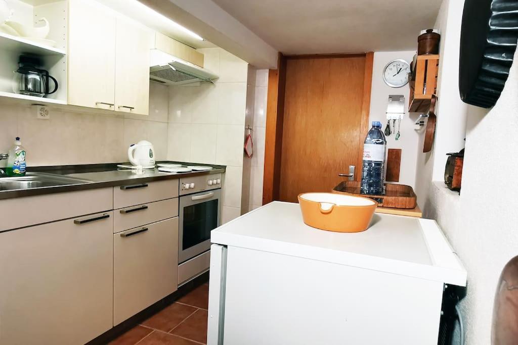 CHARMANTES FERIENHAUS IM DORF MULEGNS