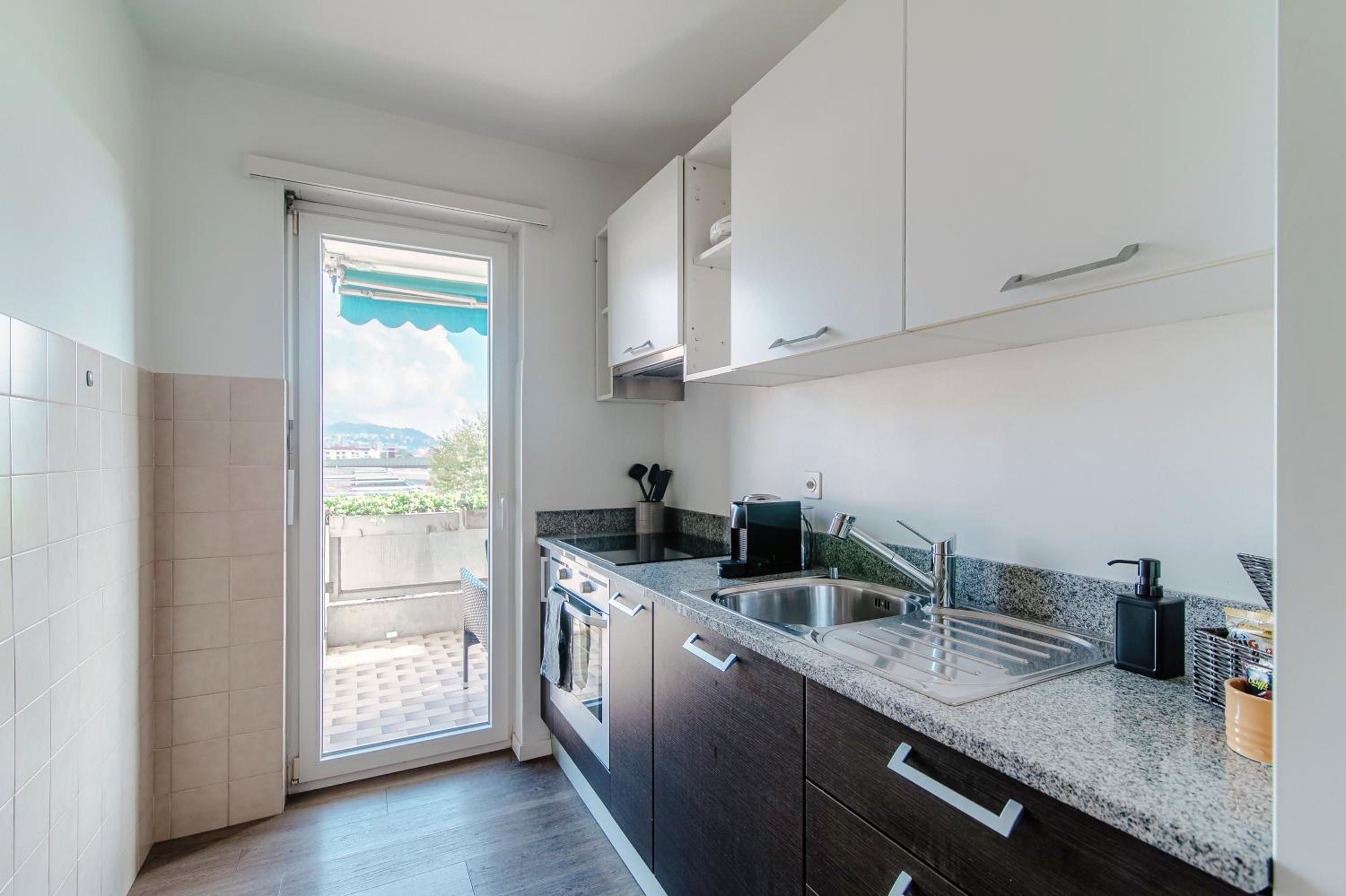Roseto Apartment by Quokka 360 - Apartment with Terrace near the Italian Border