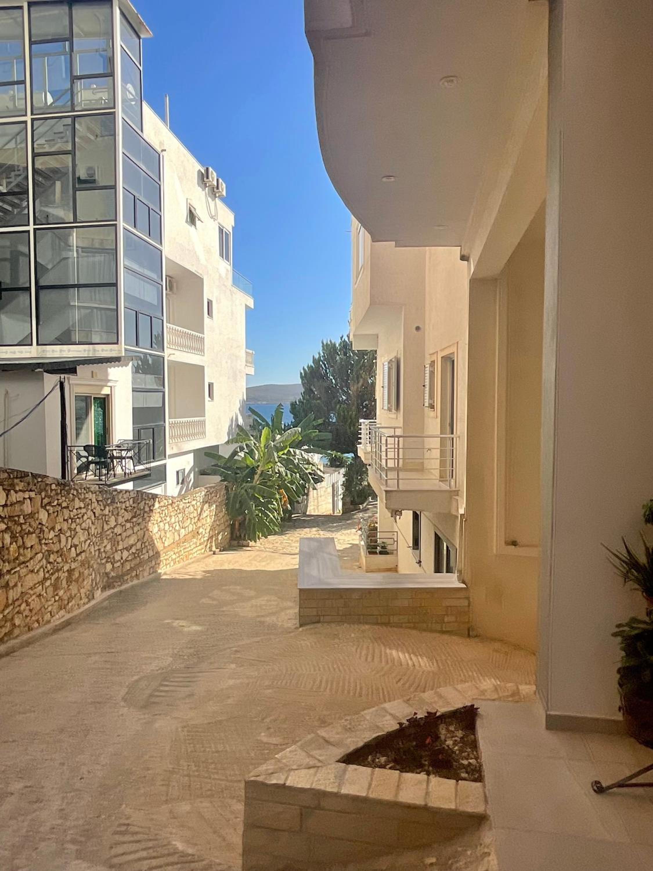 Mojito Beach Apartments with Sea View &Free Parking