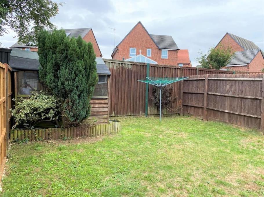 Charming Home in Wellingborough