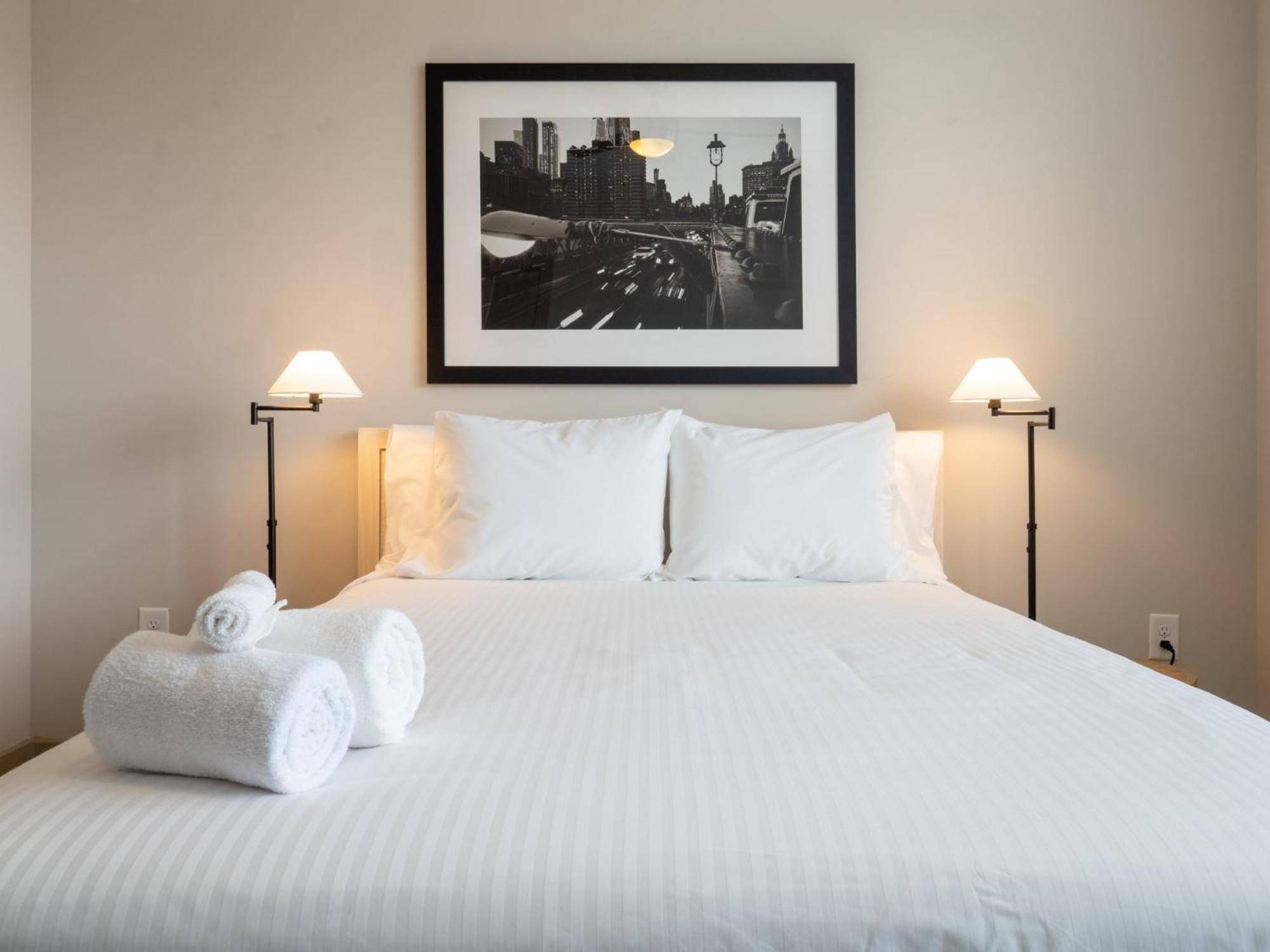 Raleigh Vacations - Modish and Spacious Apartments at The Exchange on Erwin in Durham, North Carolina - Property Image 18