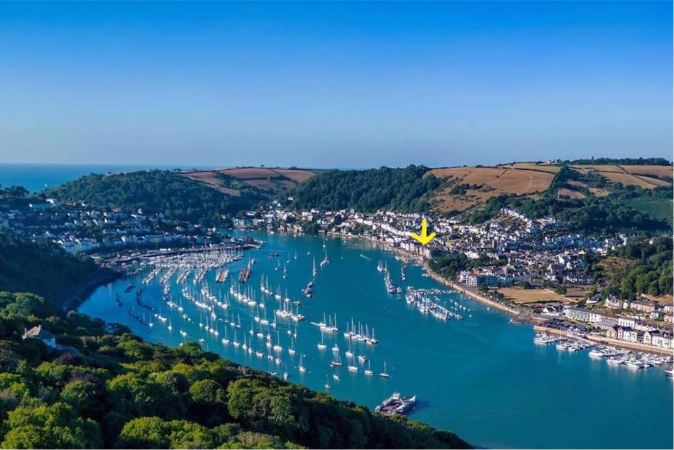 Bosun's Call Central Dartmouth - 2 Bed homely Apartment Self Check In - Pet Friendly Fast WiFi & Workspace - Perfect location in the middle of the old town, photo 16