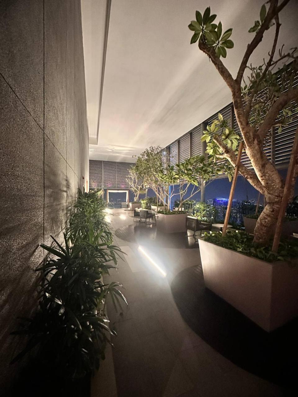 Luxury 2BR KL View, Infinity Pool, Walk to Pavilion and Jalan Alor