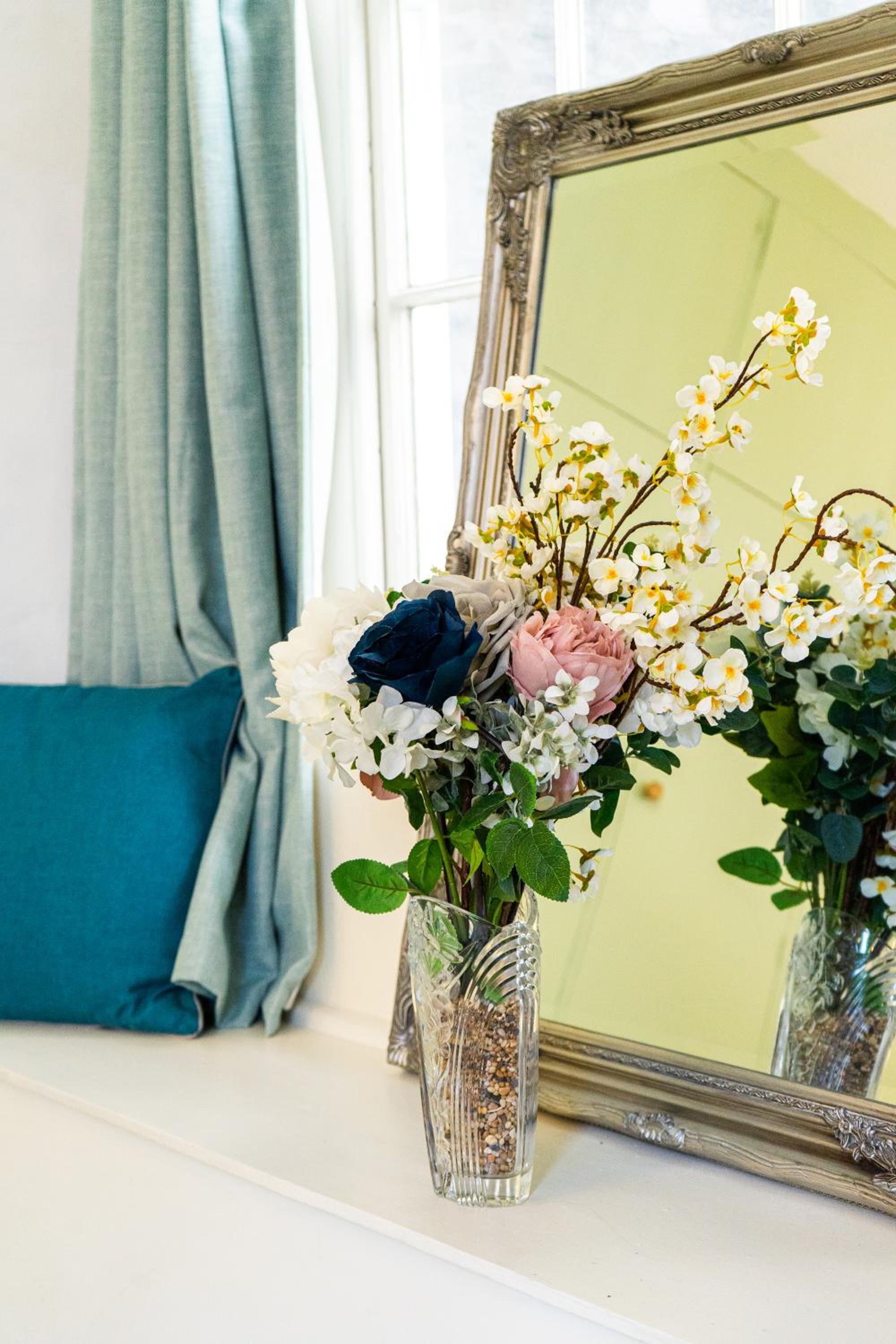 Bosun's Call Central Dartmouth - 2 Bed homely Apartment Self Check In - Pet Friendly Fast WiFi & Workspace - Perfect location in the middle of the old town, photo 36