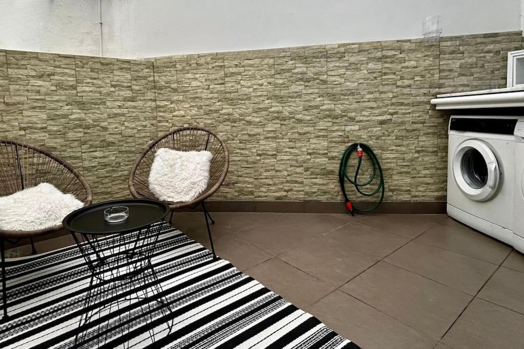Salina Maisonette - Pool access view 2